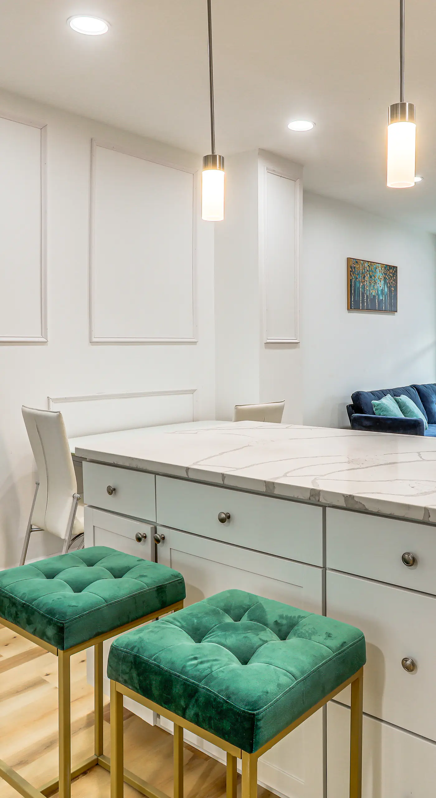 6 Mi to Lincoln Financial: Stylish Philly Townhome