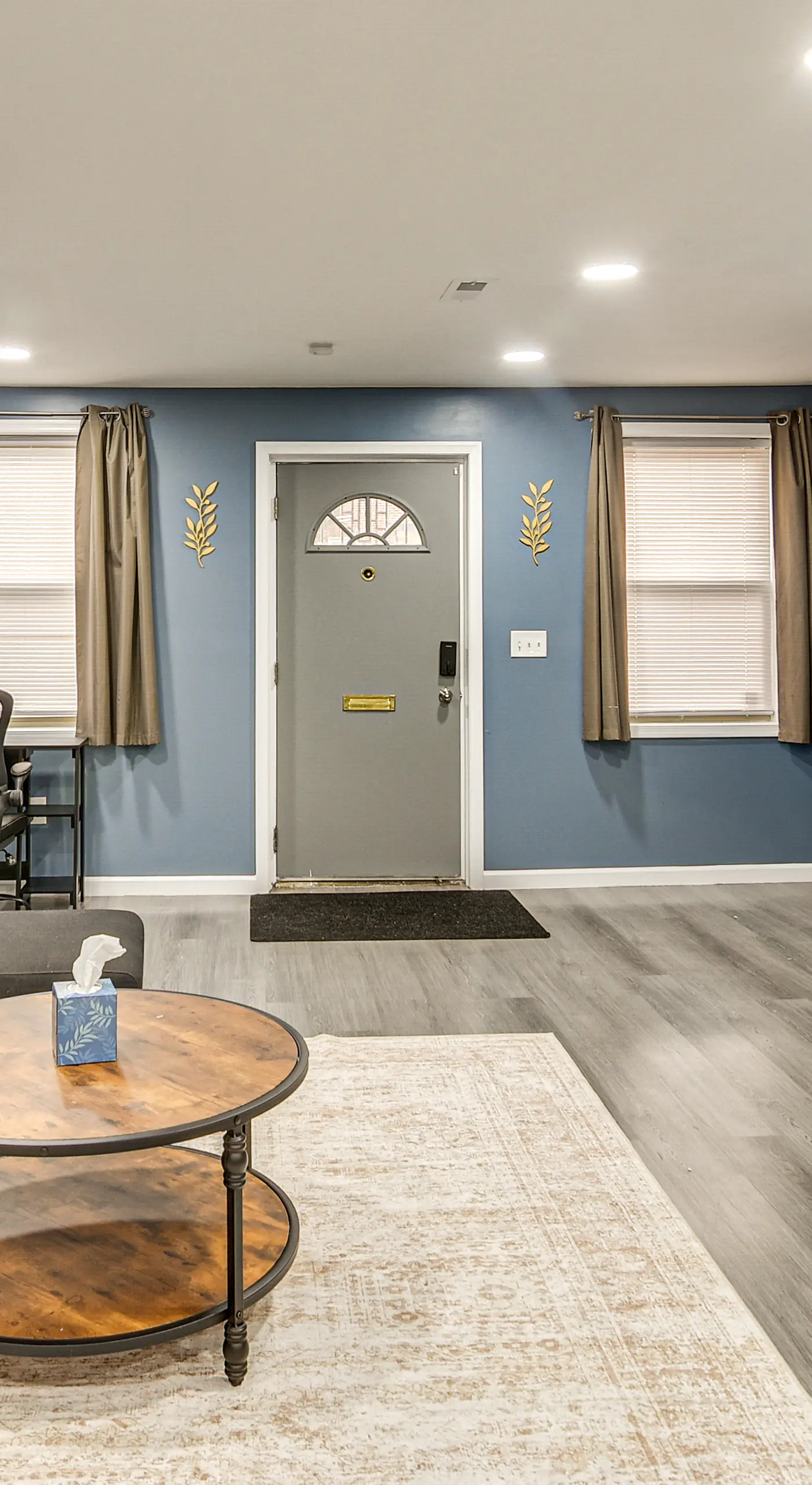Pet Friendly! NW Philly Rowhouse w/ Fenced Yard!