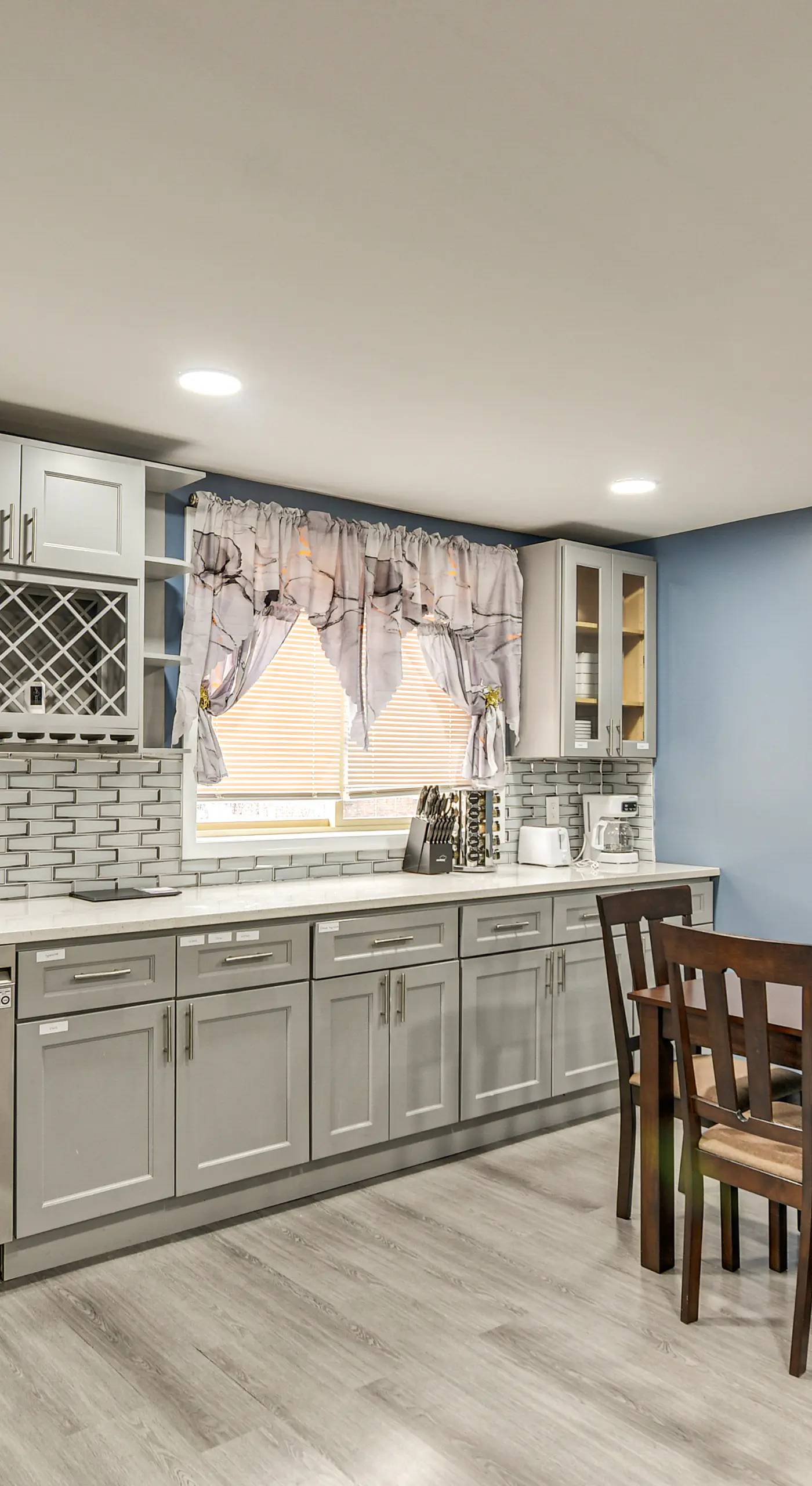 Pet Friendly! NW Philly Rowhouse w/ Fenced Yard!