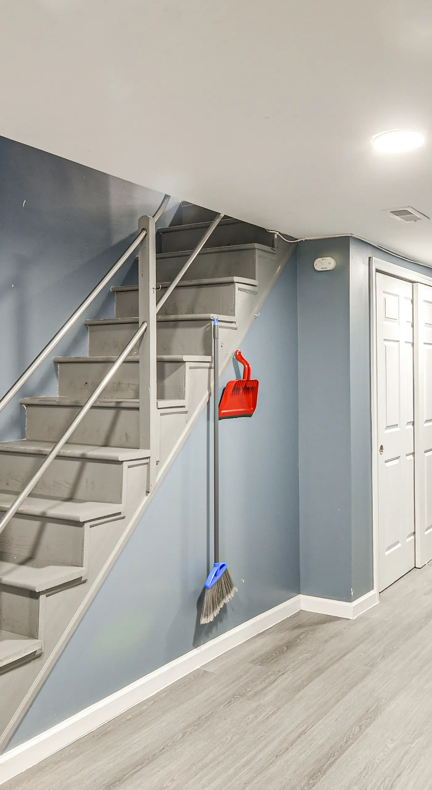 Pet Friendly! NW Philly Rowhouse w/ Fenced Yard!