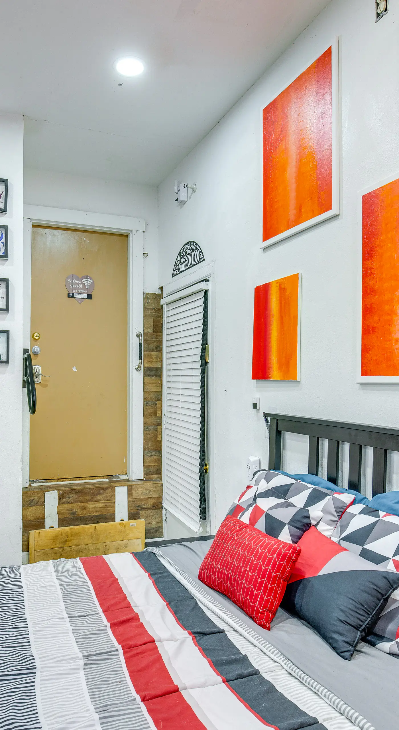 7 Mi to Downtown Dallas: WFH-Friendly Studio