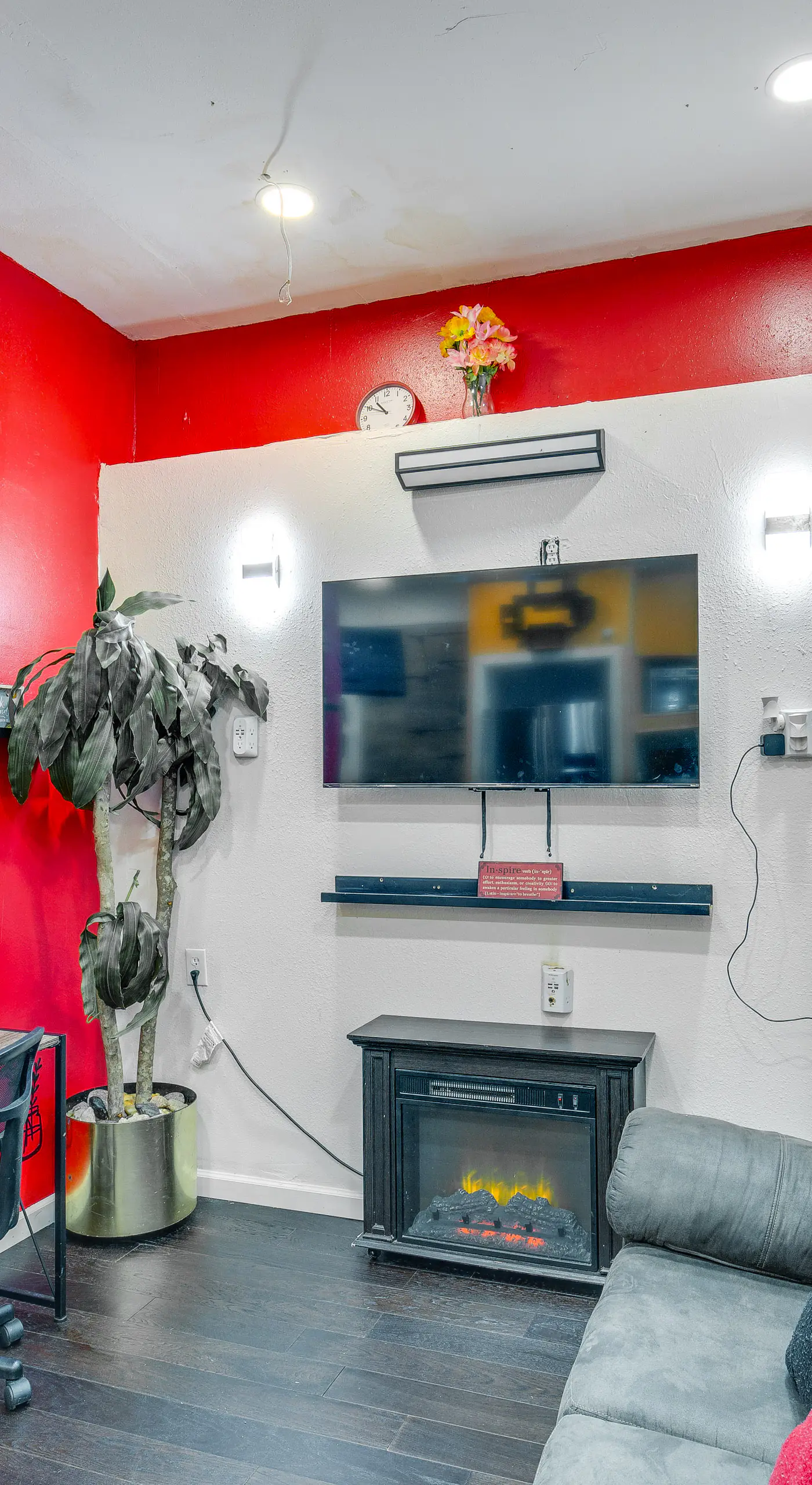 7 Mi to Downtown Dallas: WFH-Friendly Studio