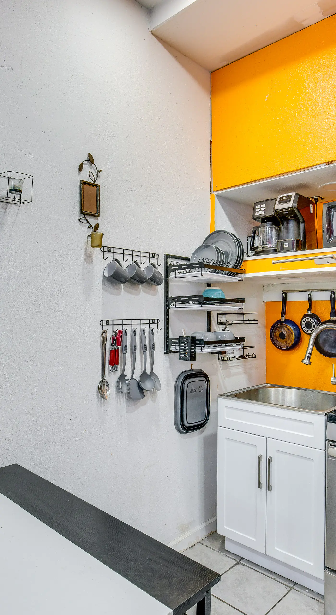 7 Mi to Downtown Dallas: WFH-Friendly Studio