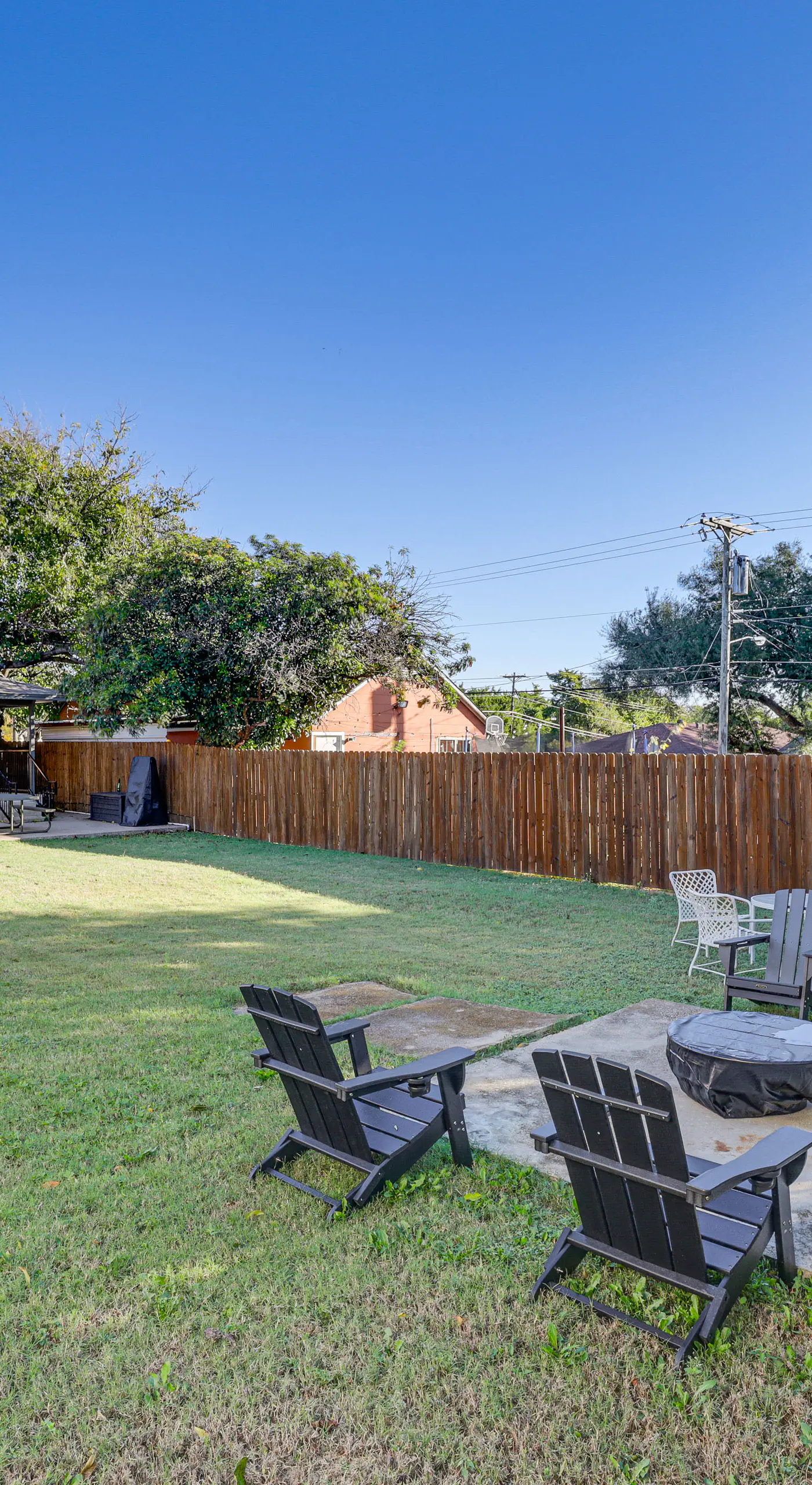 Dog-Friendly Dallas Home w/ Fenced Yard!