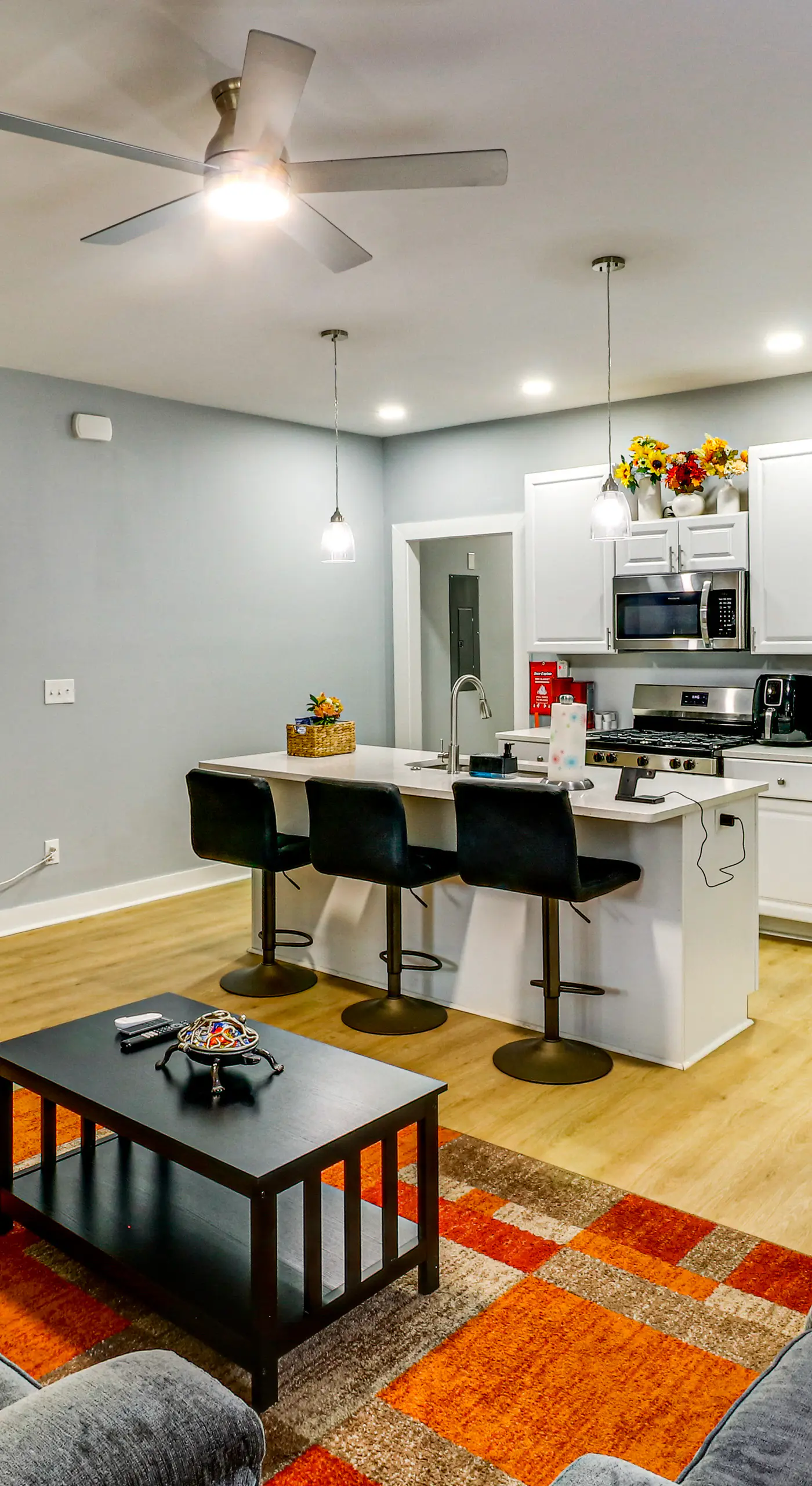 2 Mi to Mercedes-Benz Stadium: Westside Townhome