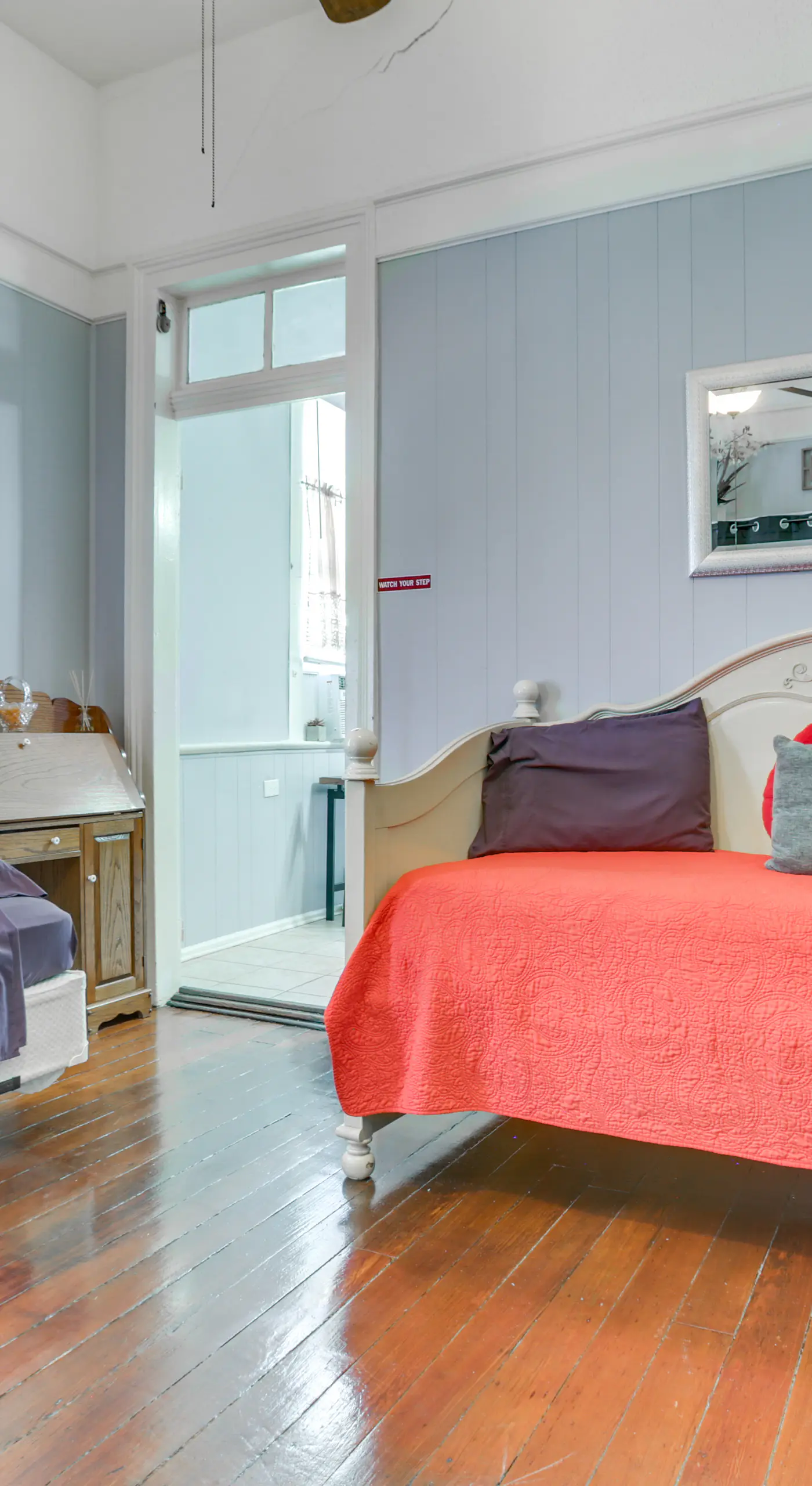 Walk to Magazine St: NOLA House in Irish Channel!