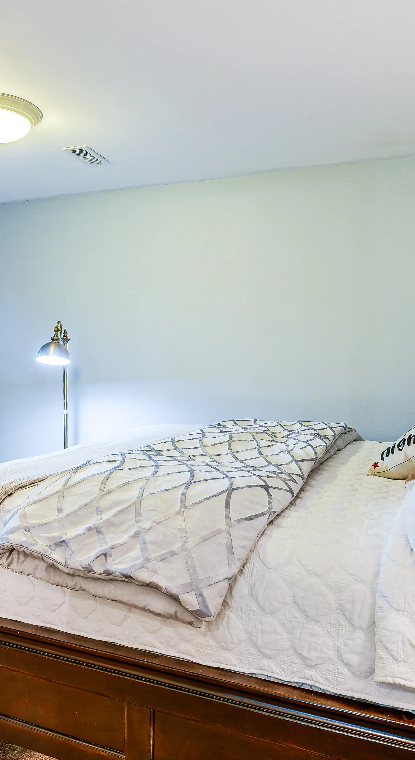 Pet-Friendly DC Area Condo w/ Yard!