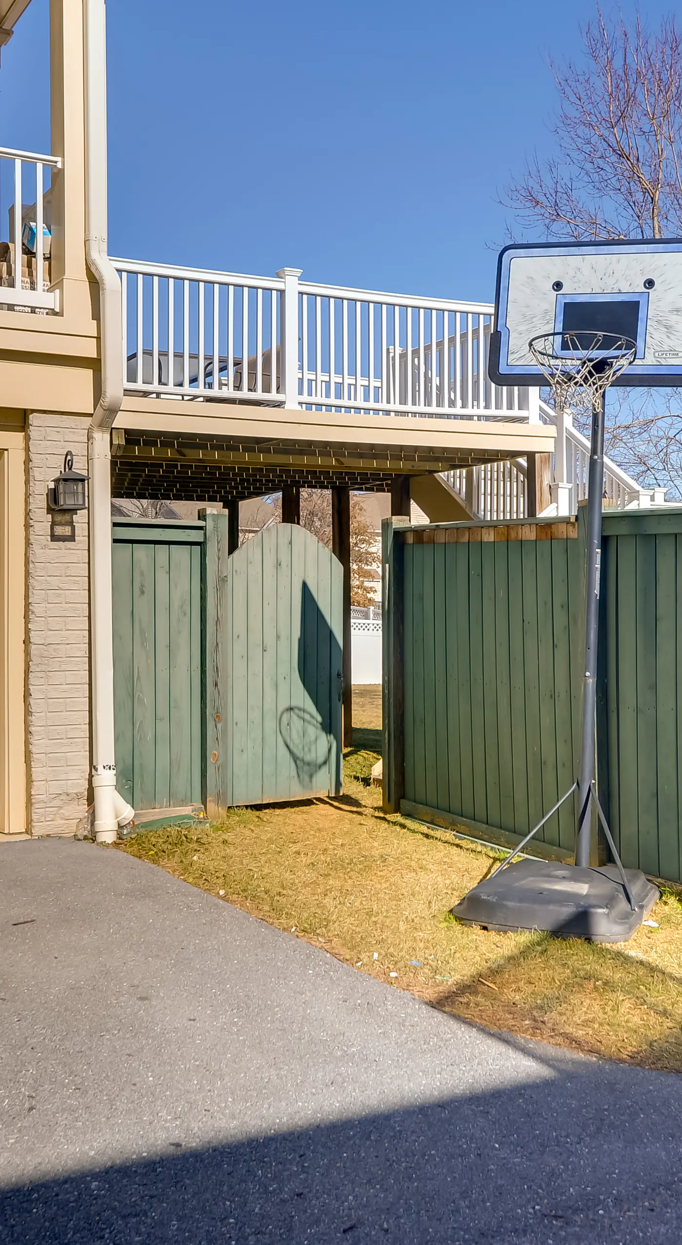 Pet-Friendly DC Area Condo w/ Yard!