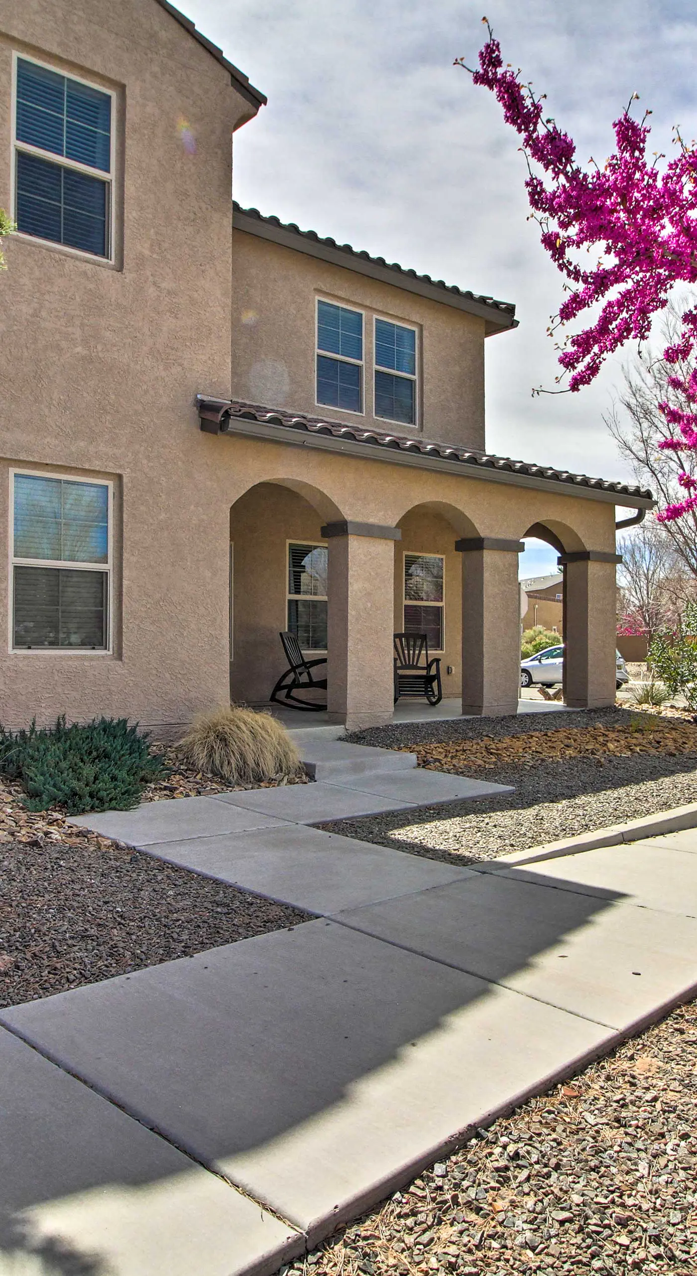 9 Mi to Old Town Albuquerque: Getaway w/ Grill!