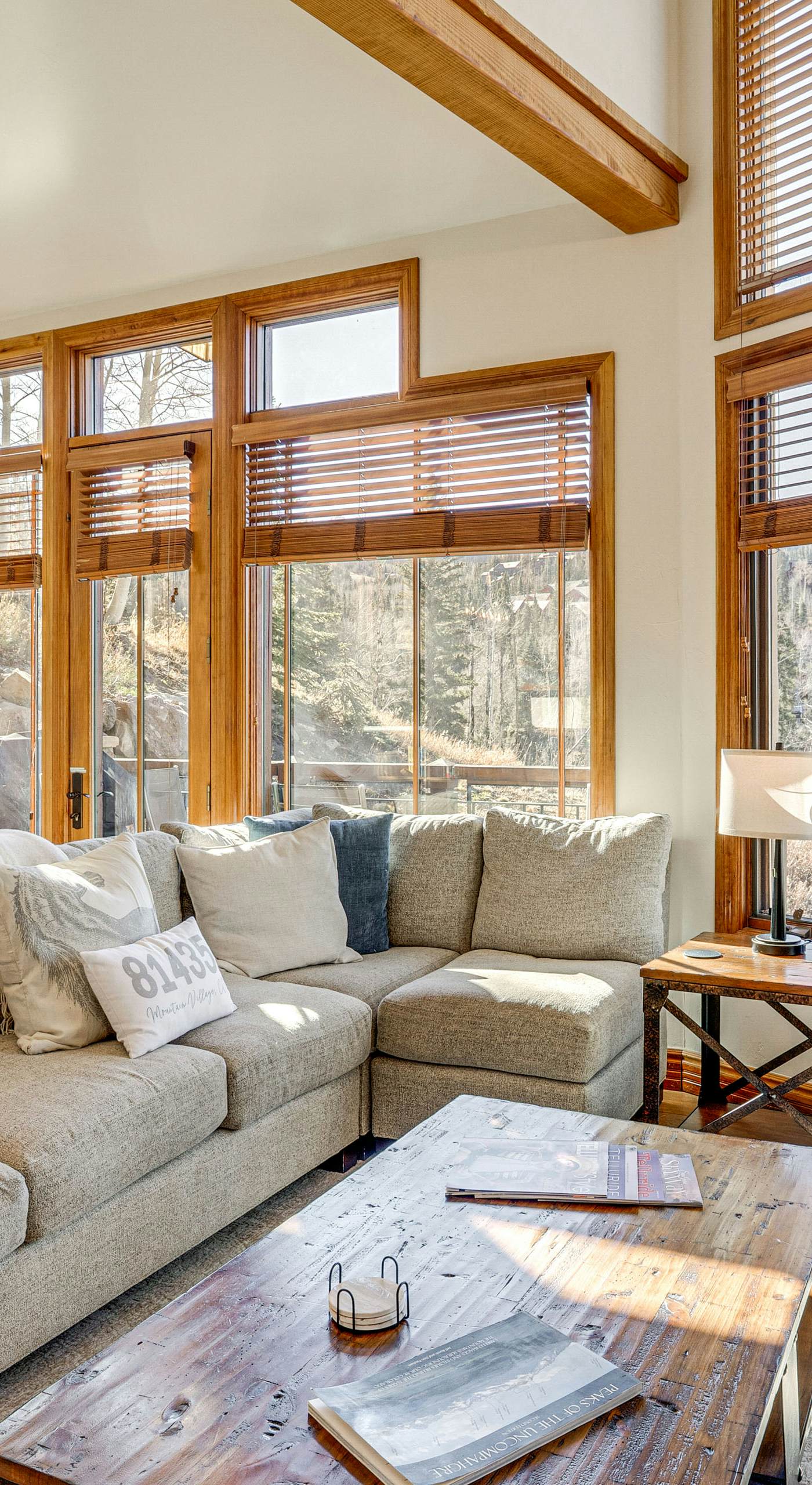 Luxurious Ski-In/Ski-Out Telluride Mountain Escape
