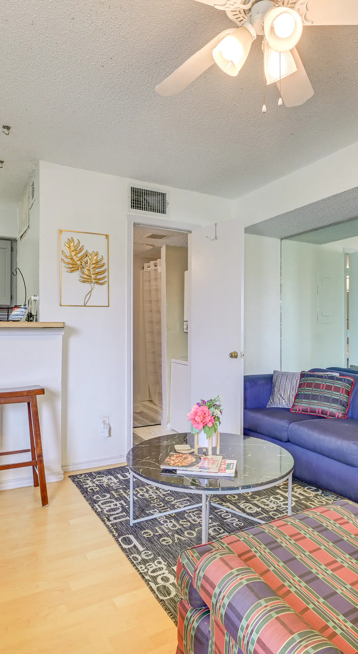 3 Mi to Dtwn Fort Worth! Condo w/ Hot Tub & Pool