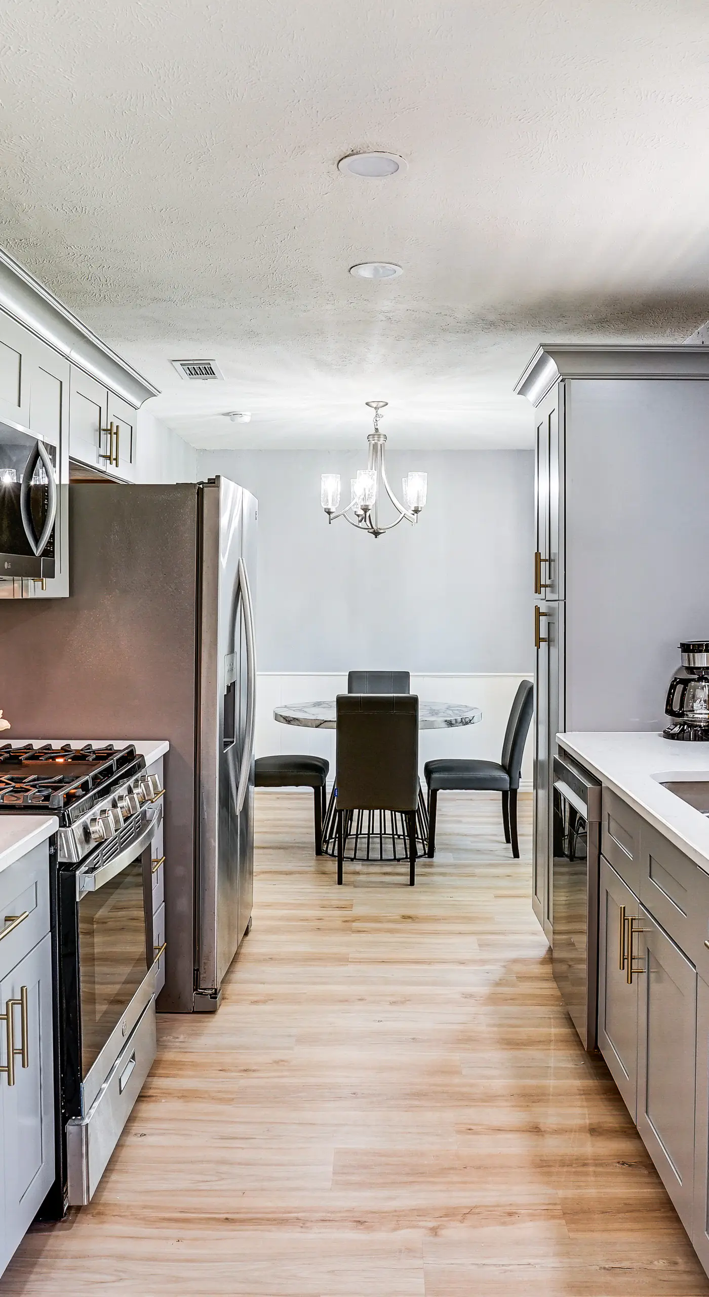 Family Home in Ft Worth Suburbs Near Benbrook Lake