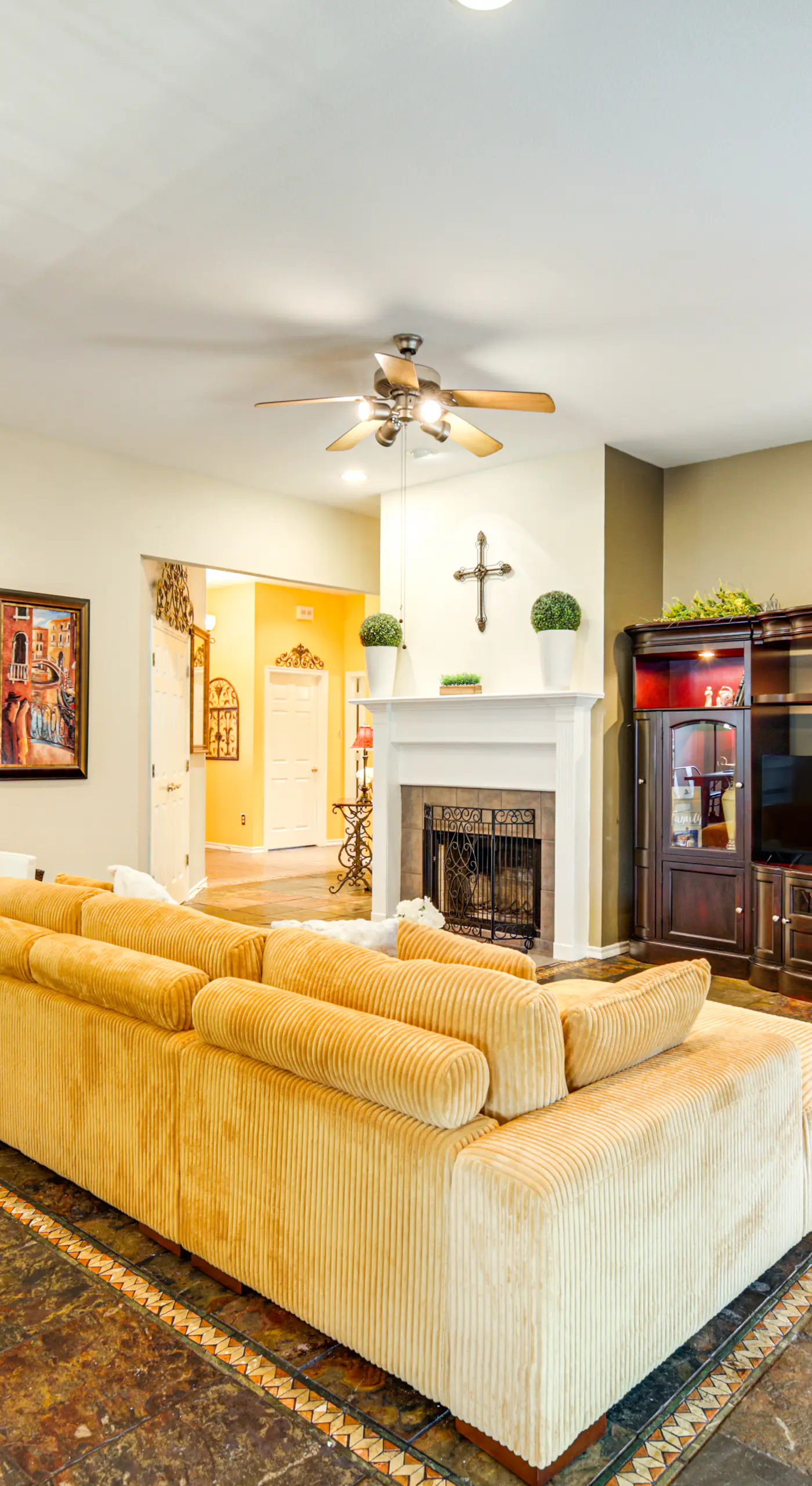 DFW Fun Awaits: Family Home in Crowley!