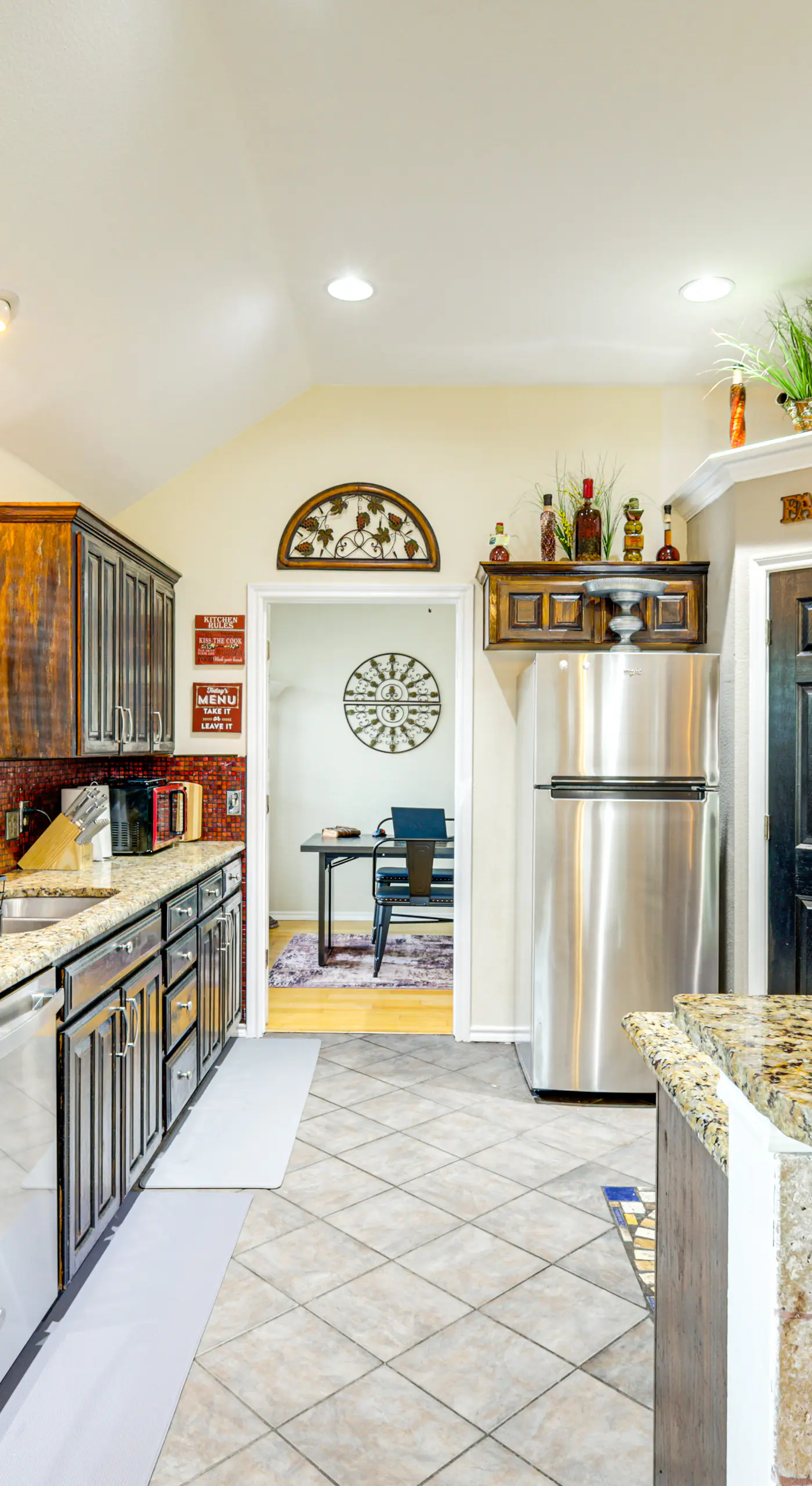 DFW Fun Awaits: Family Home in Crowley!