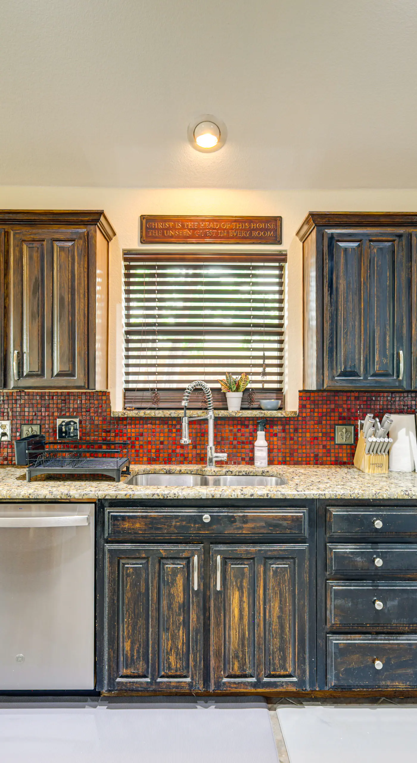 DFW Fun Awaits: Family Home in Crowley!