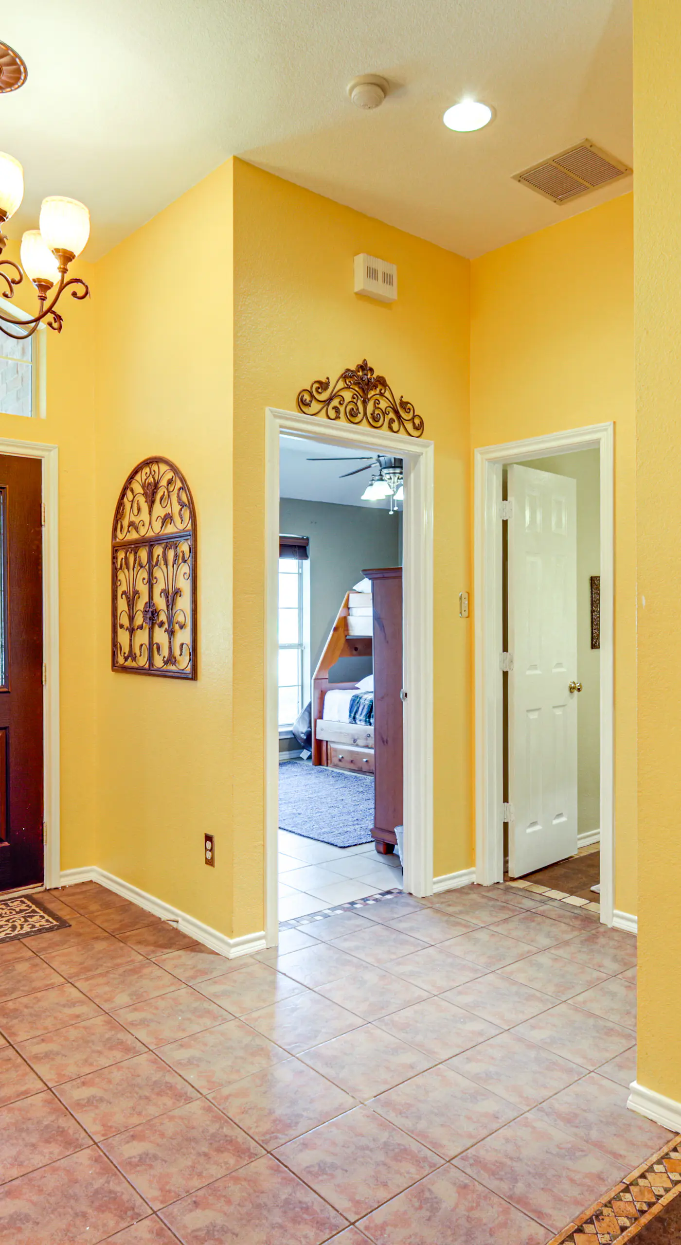 DFW Fun Awaits: Family Home in Crowley!