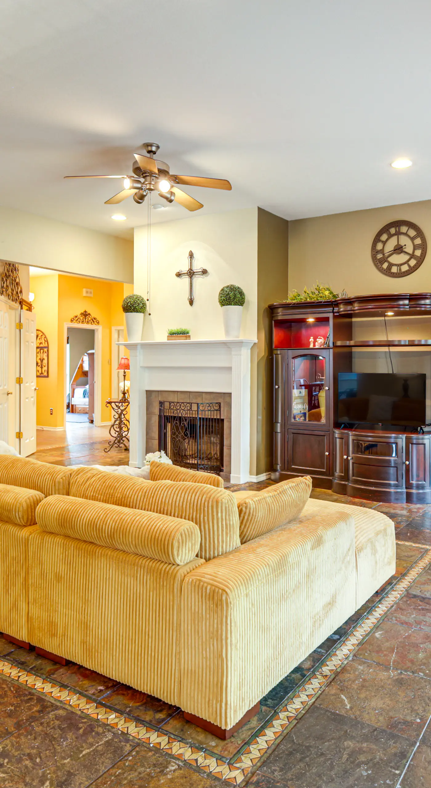 DFW Fun Awaits: Family Home in Crowley!
