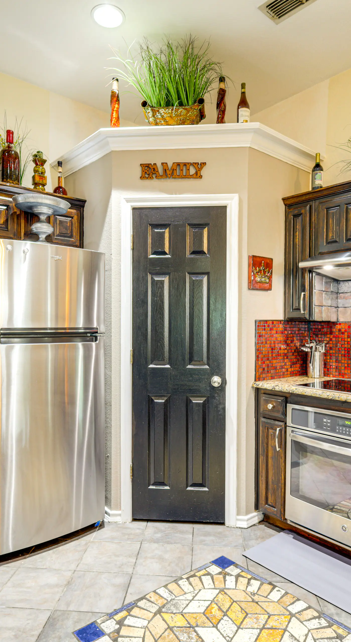 DFW Fun Awaits: Family Home in Crowley!