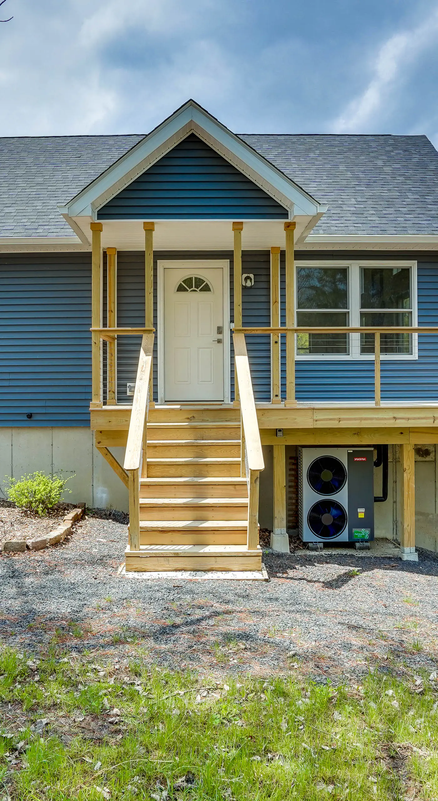 Sleepy Hollow Lake Home w/ Deck, Pool Access!
