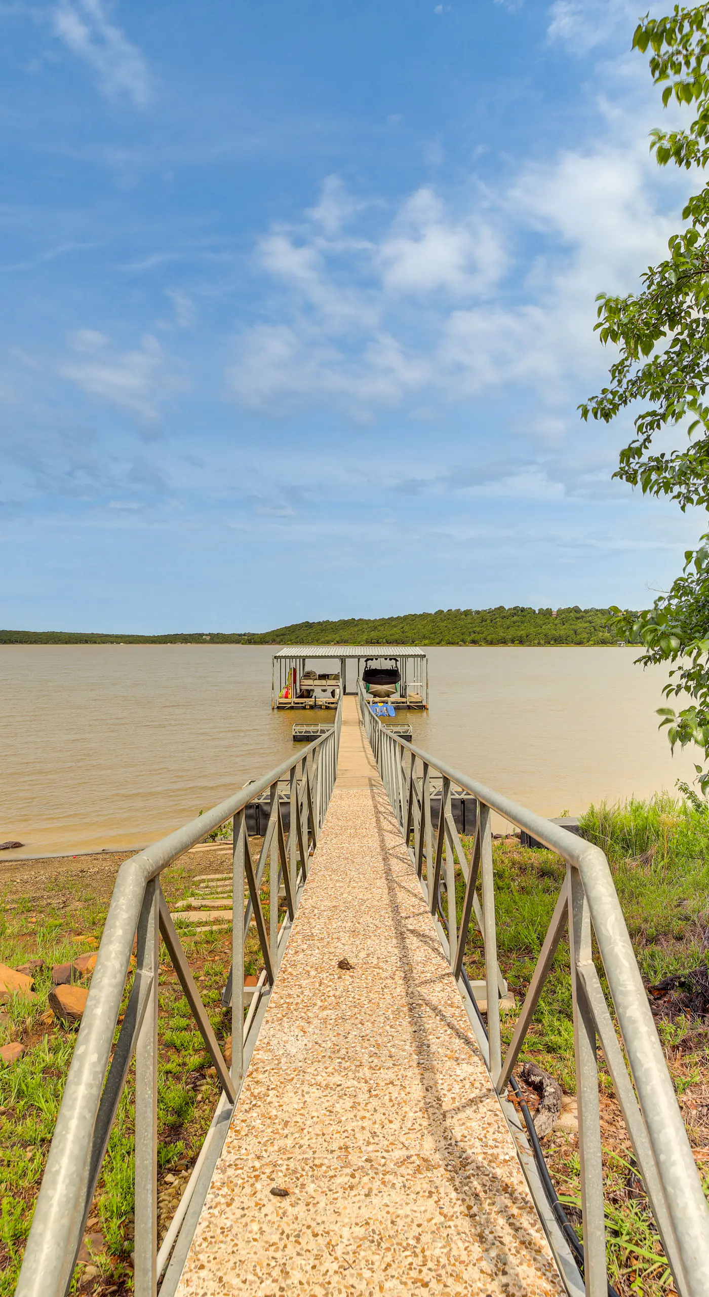 Lakefront Eufaula Vacation Rental w/ Private Dock