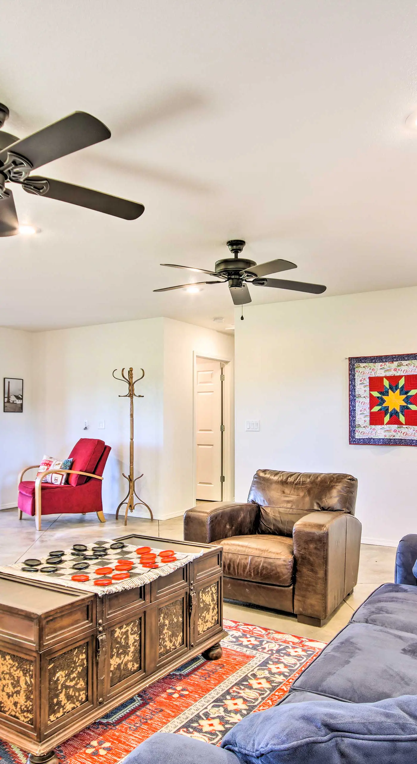 2 Mi to Marinas & Grove: Cozy Cabin w/ Grill