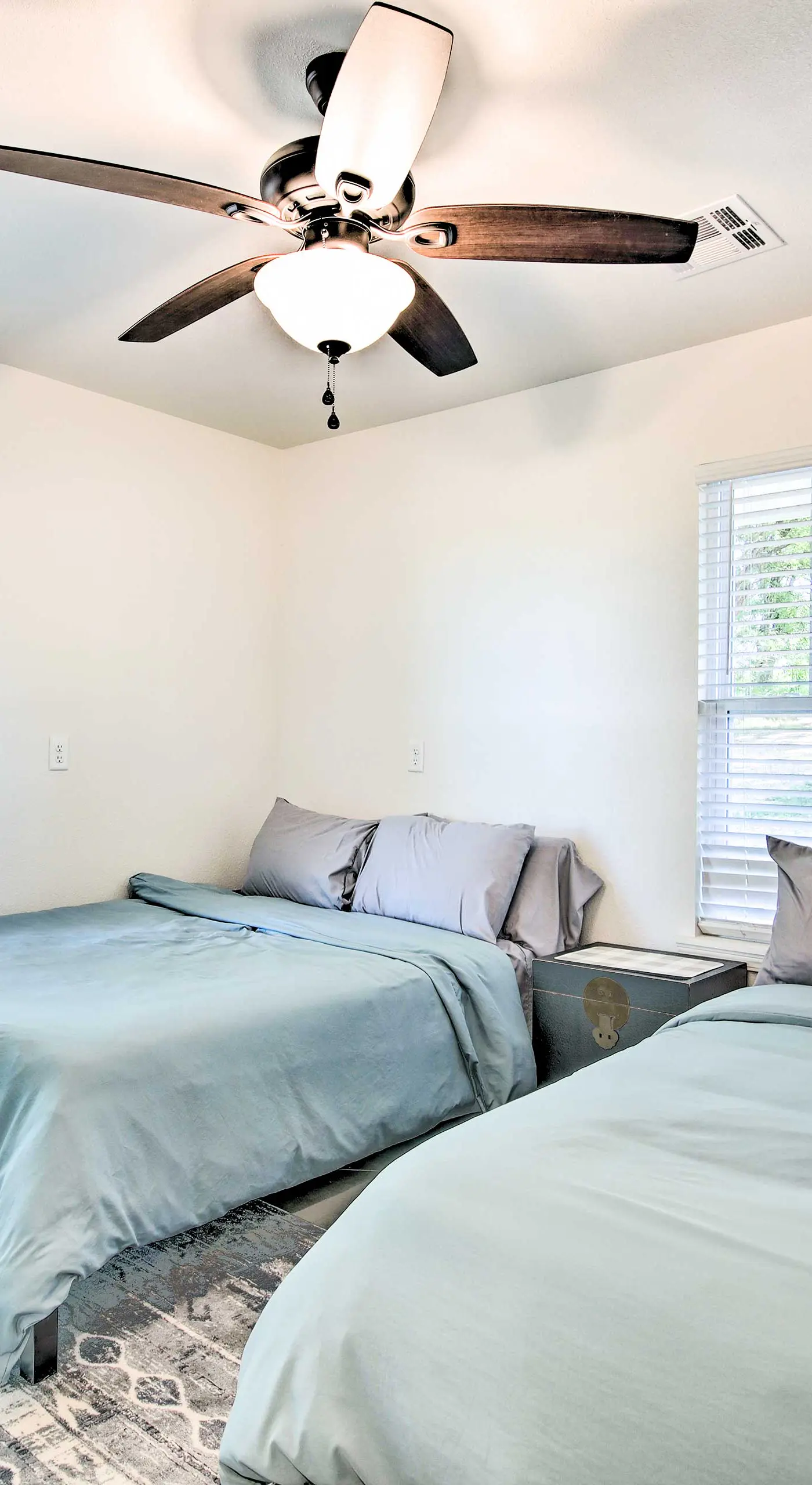 2 Mi to Marinas & Grove: Cozy Cabin w/ Grill
