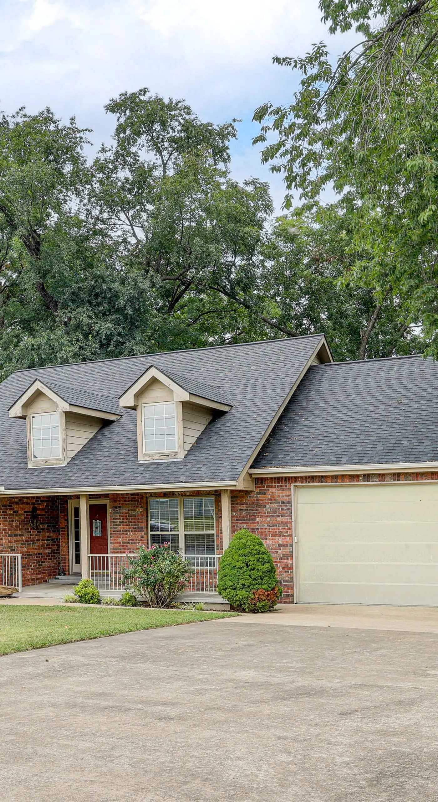 Bring Your Boat! Lakefront Home w/ Dock in Grove