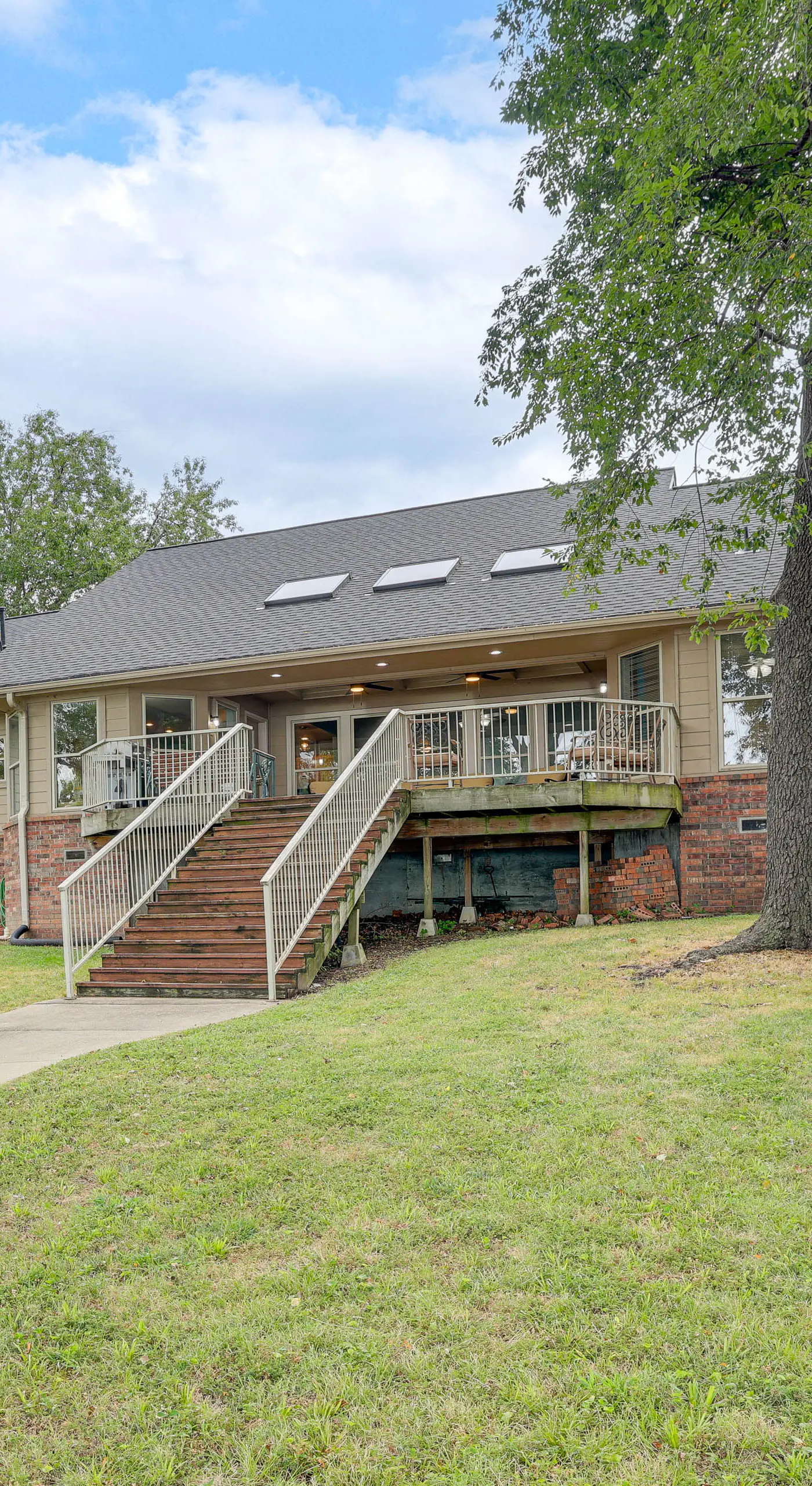 Bring Your Boat! Lakefront Home w/ Dock in Grove