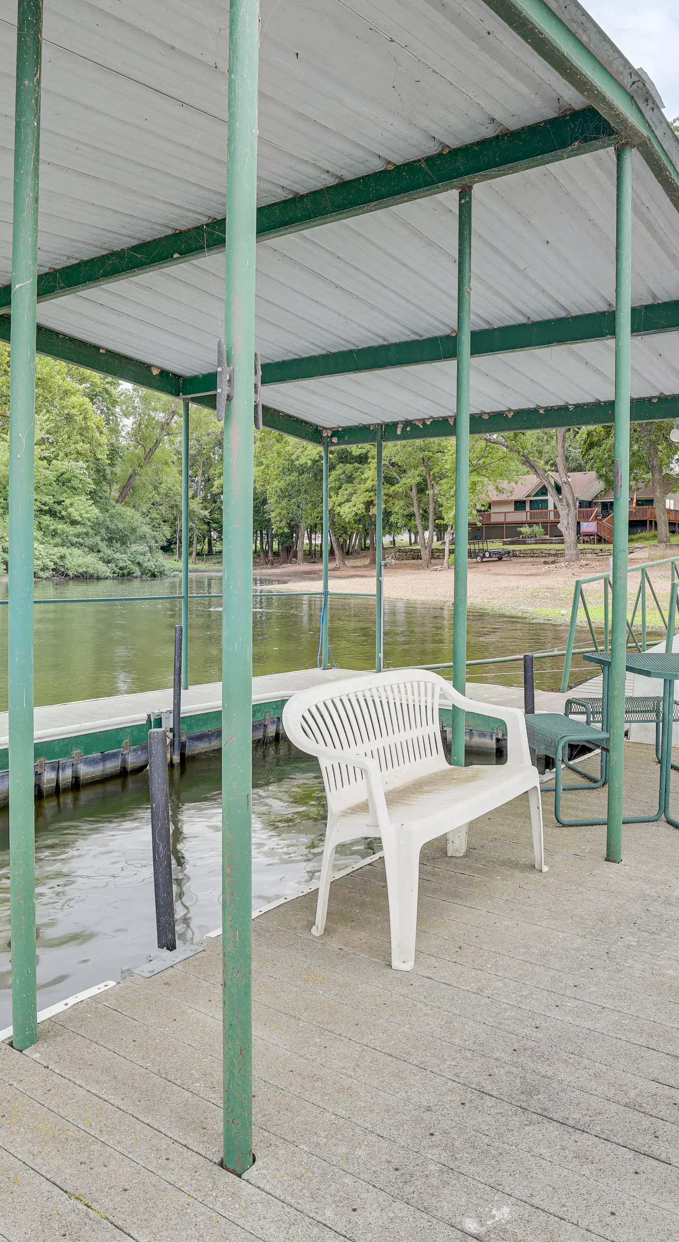 Bring Your Boat! Lakefront Home w/ Dock in Grove