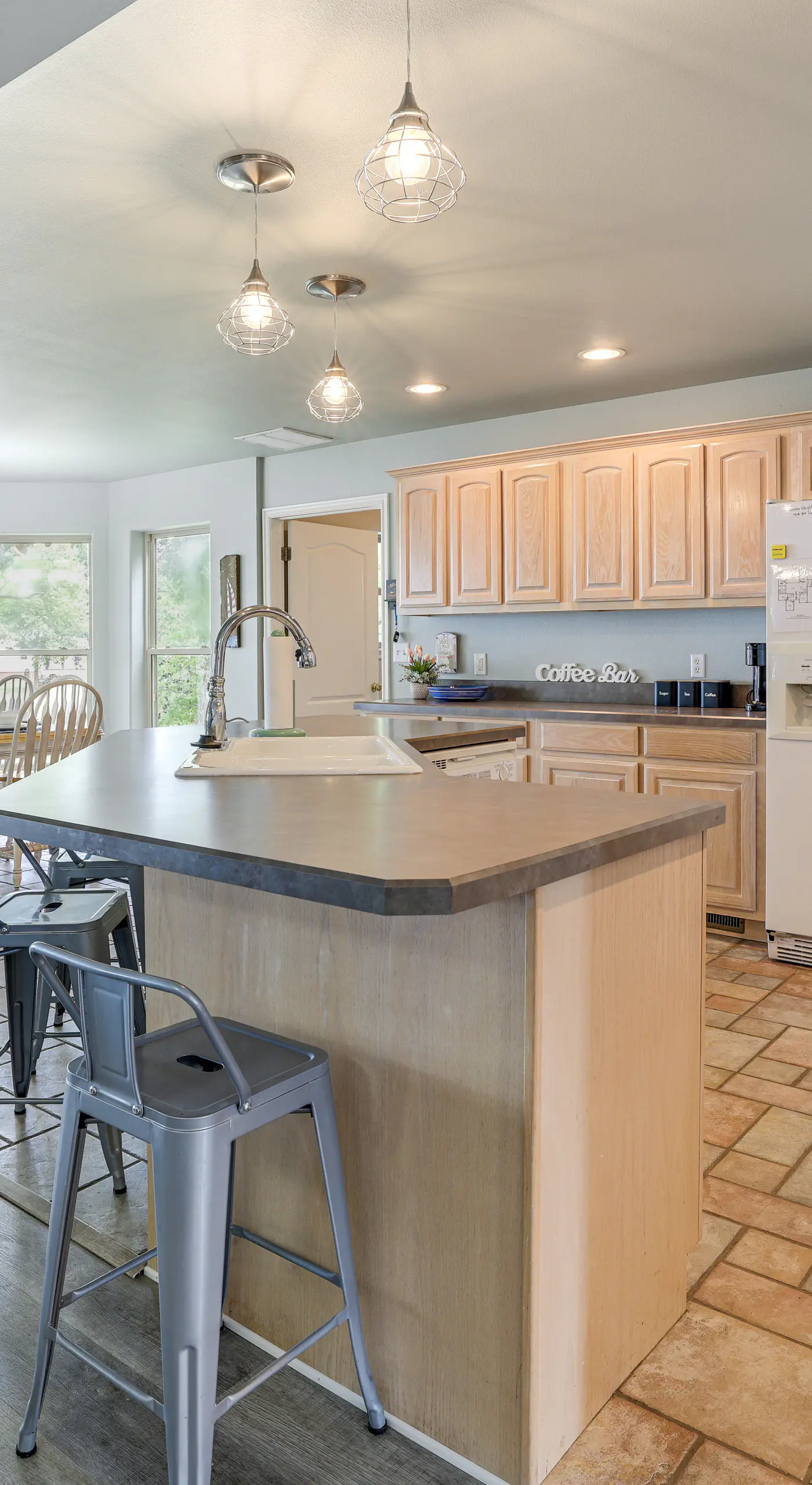 Bring Your Boat! Lakefront Home w/ Dock in Grove