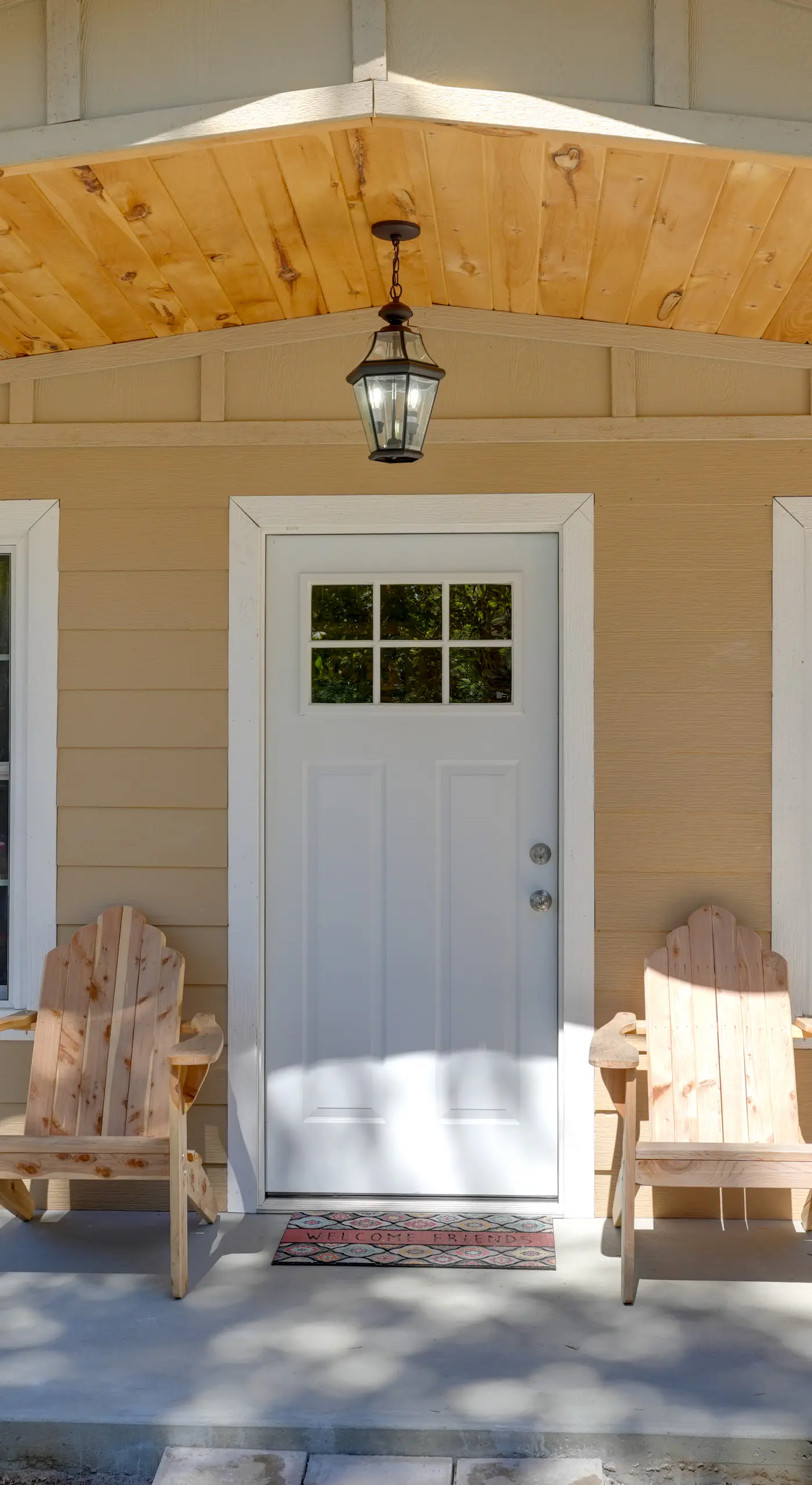 Lakeside Cabin w/ Kayaks: Near Cloudland Canyon!