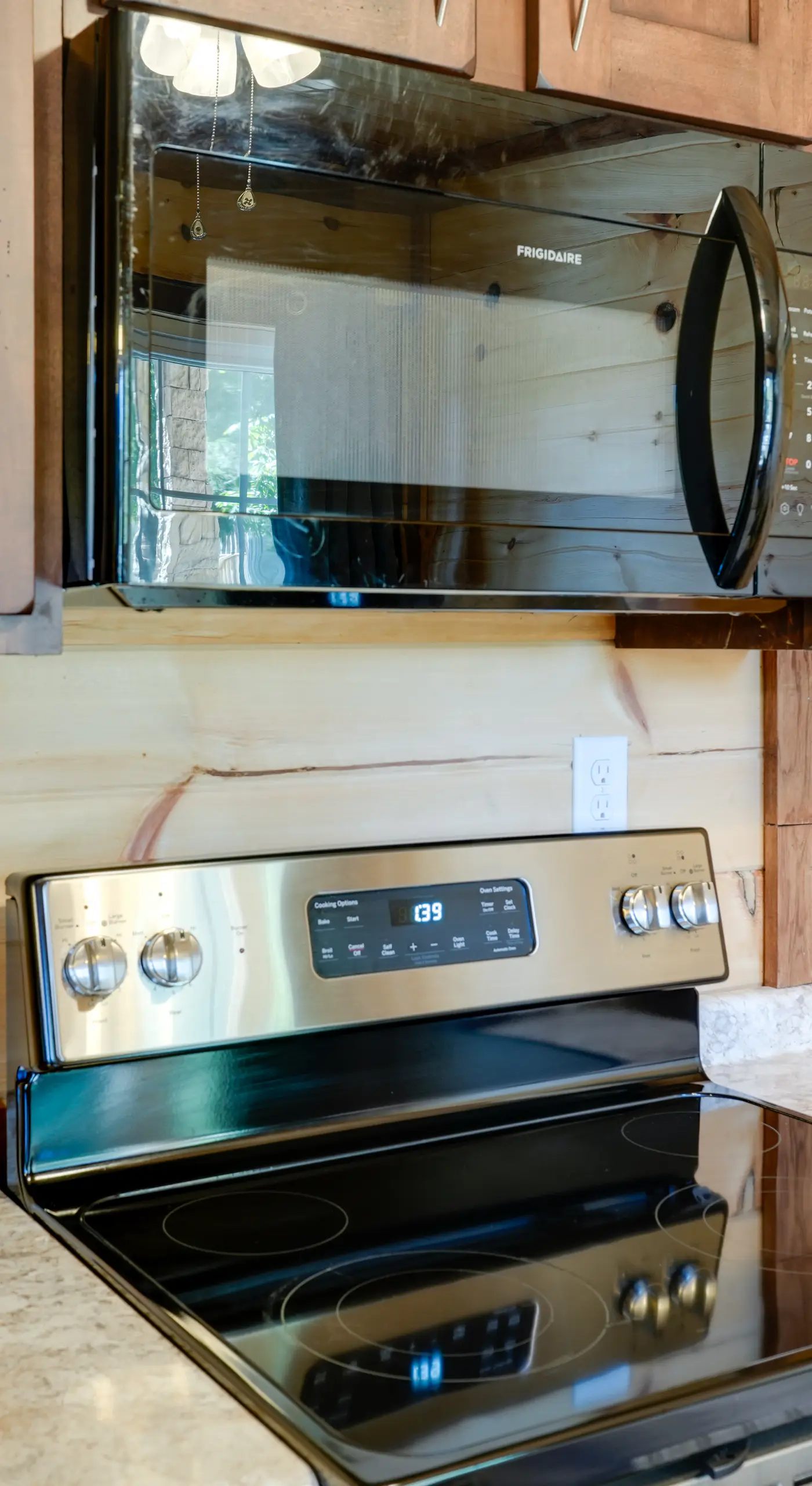 Lakeside Cabin w/ Kayaks: Near Cloudland Canyon!