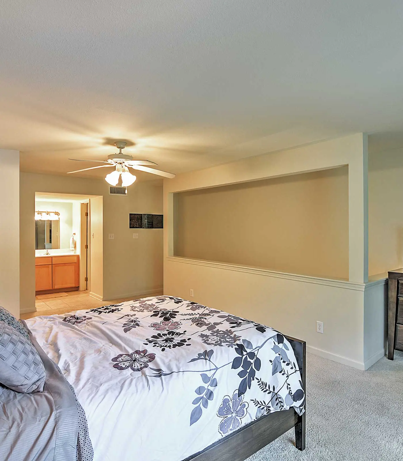 Ocean Springs Condo in Waterfront Resort!