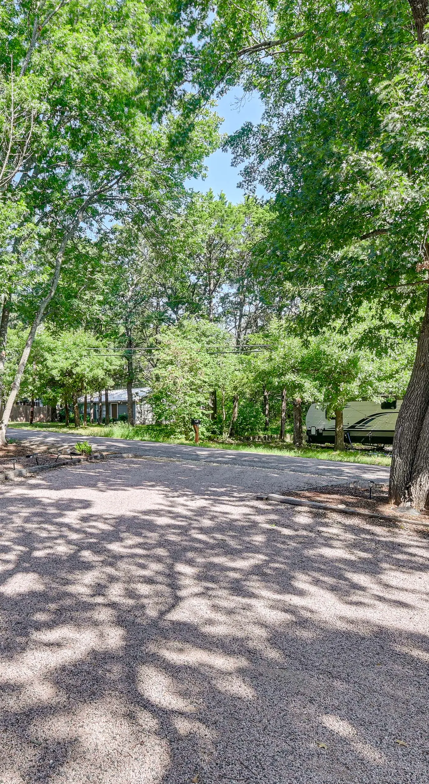 3 Mi to Lake Texoma: Gordonville Getaway!