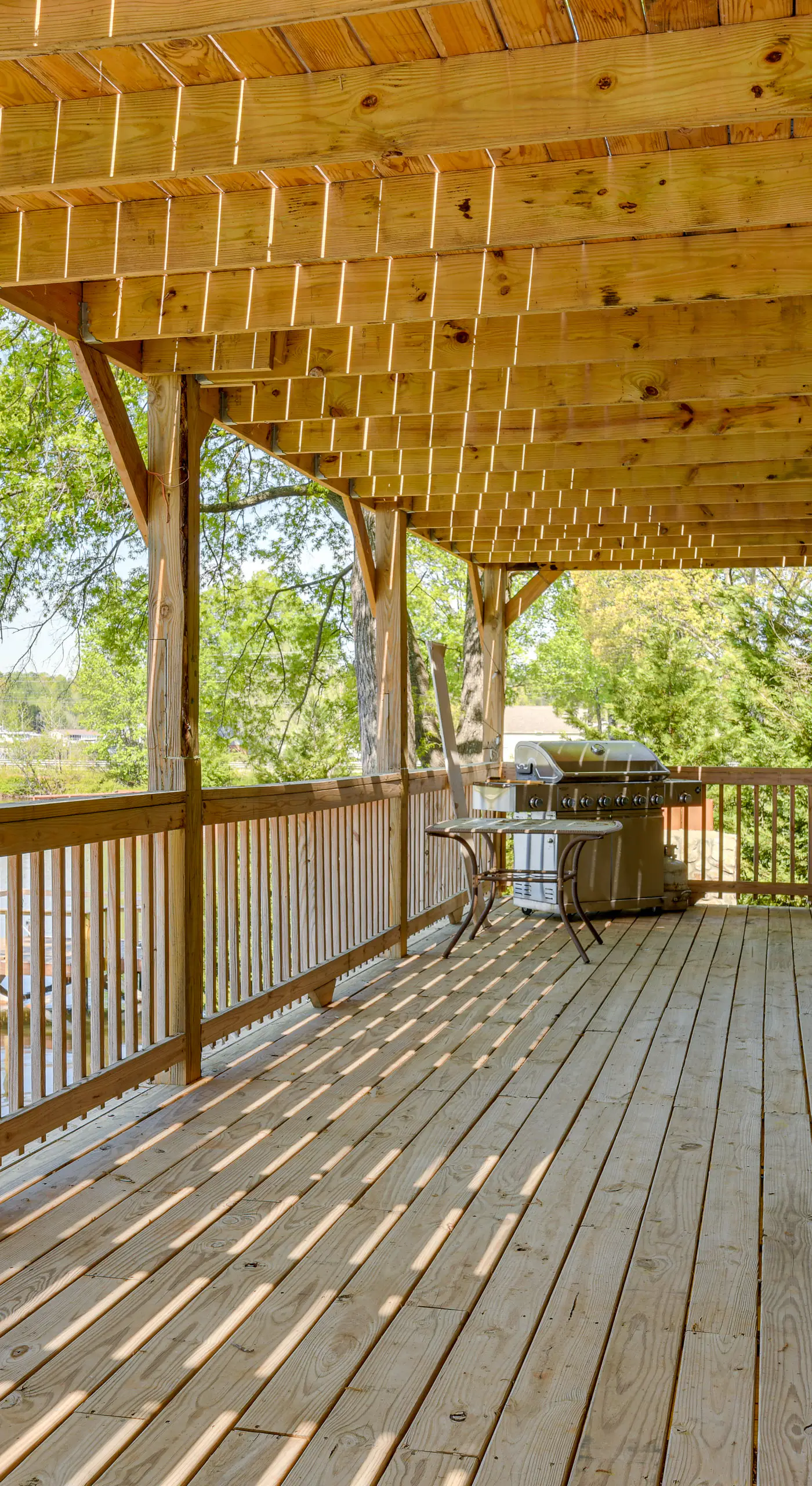 Pet-Friendly Lexington Vacation Rental on Lake!