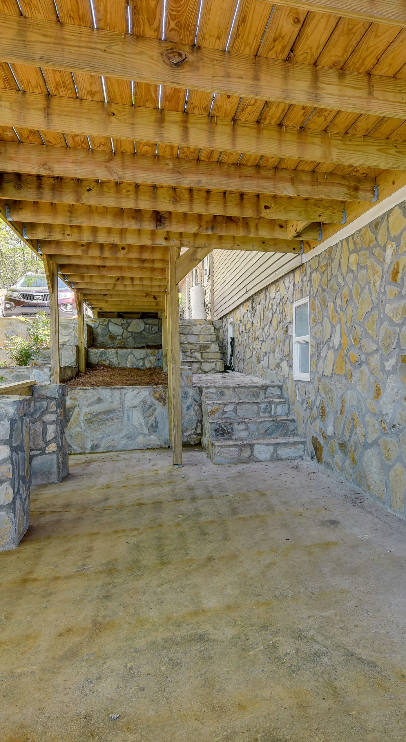 Pet-Friendly Lexington Vacation Rental on Lake!