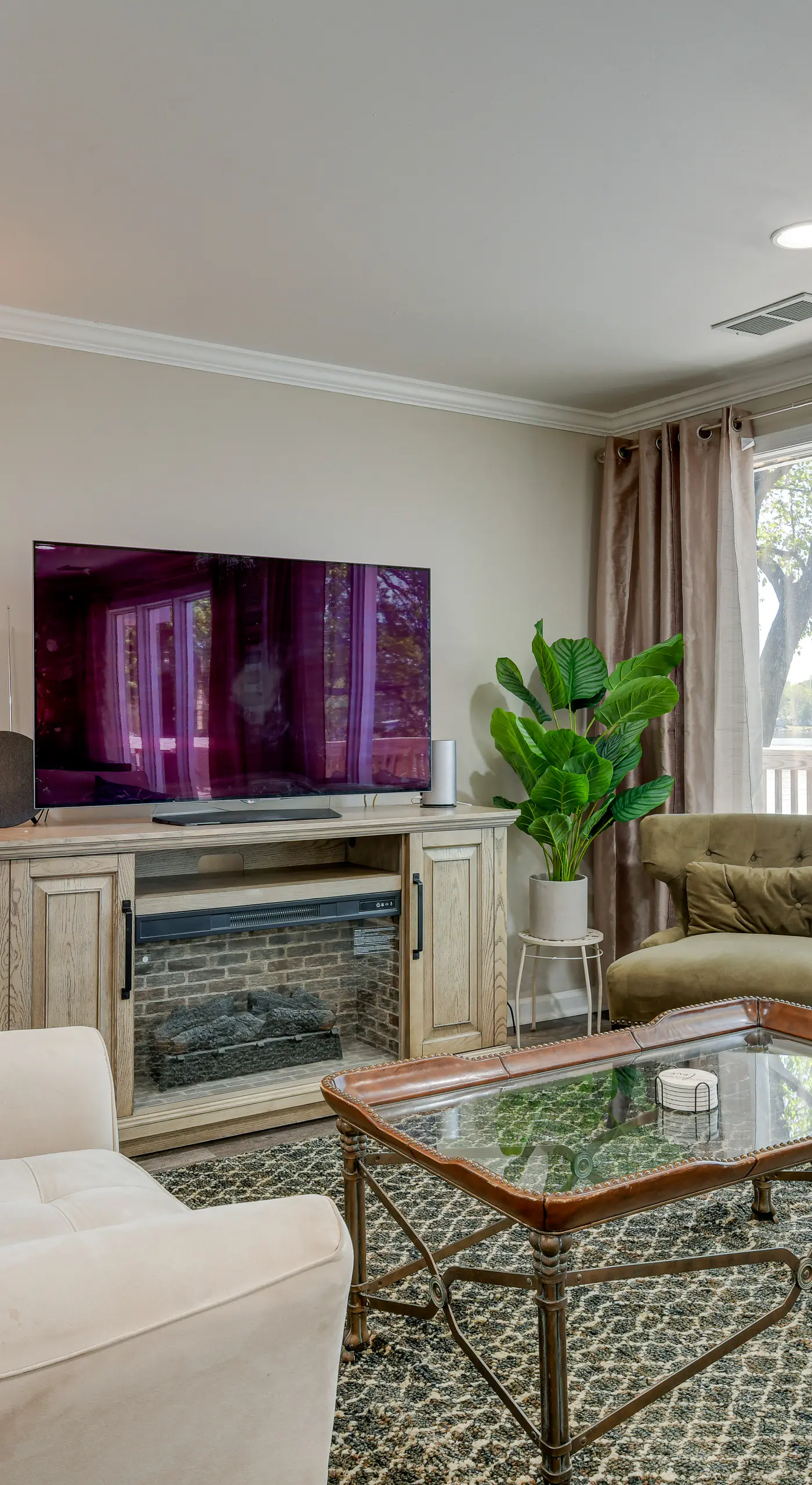 Pet-Friendly Lexington Vacation Rental on Lake!