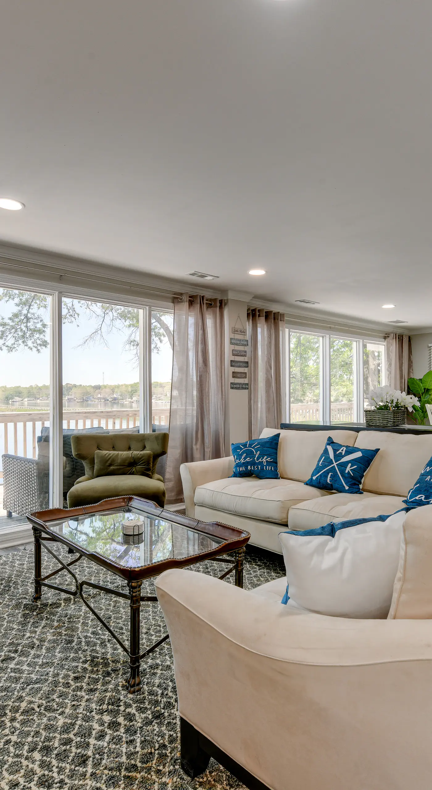 Pet-Friendly Lexington Vacation Rental on Lake!