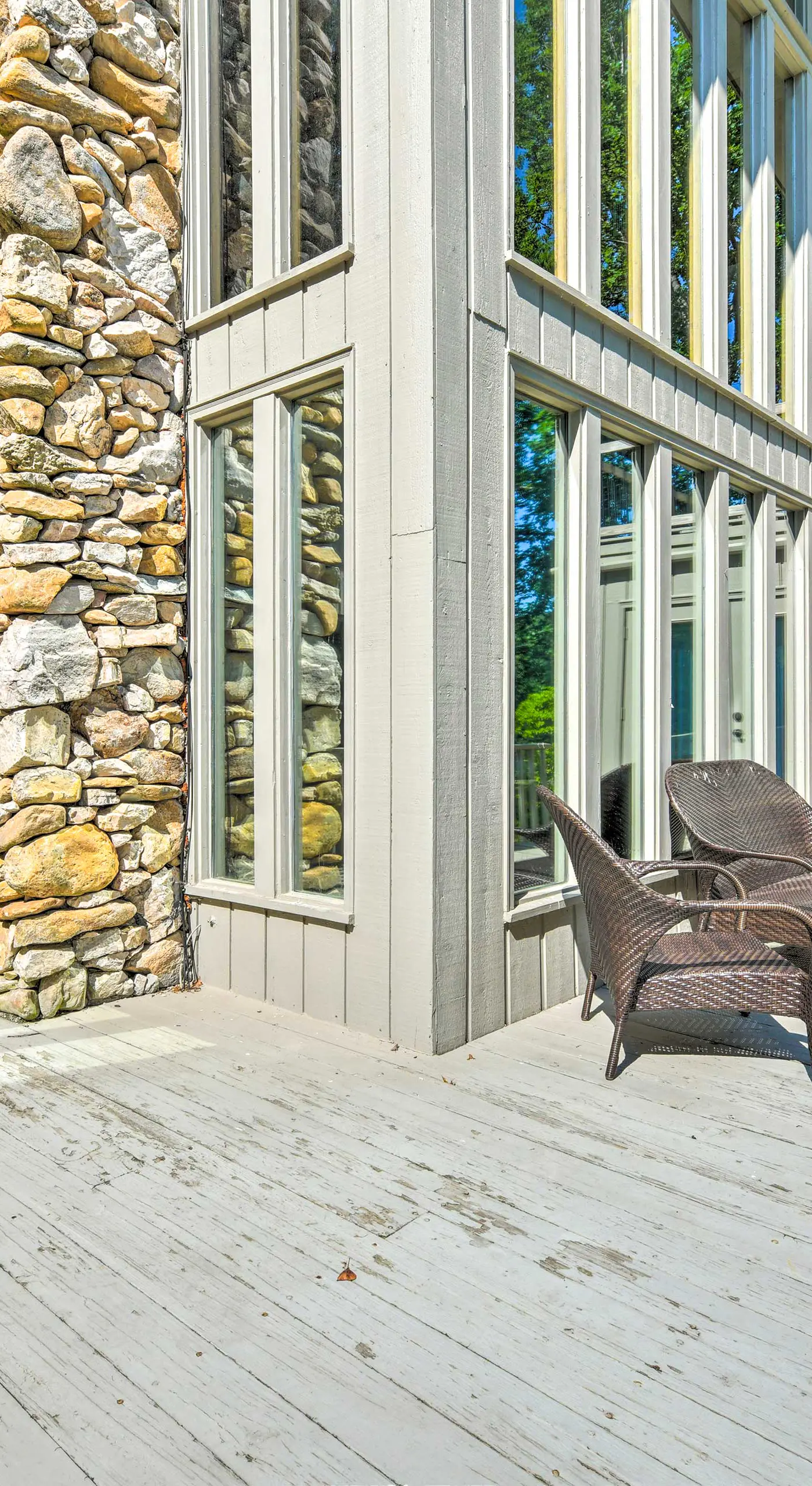 Quaint Lake Norman Home w/ Boat Dock + Grill!