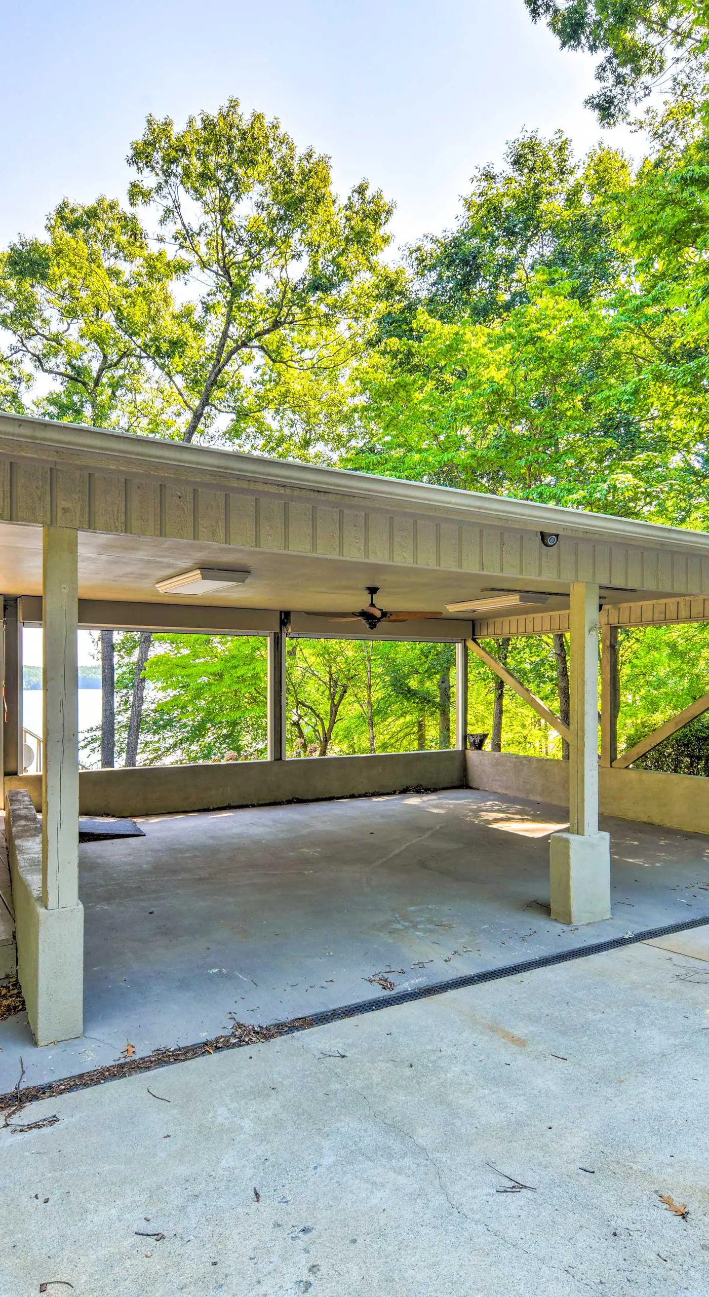 Quaint Lake Norman Home w/ Boat Dock + Grill!