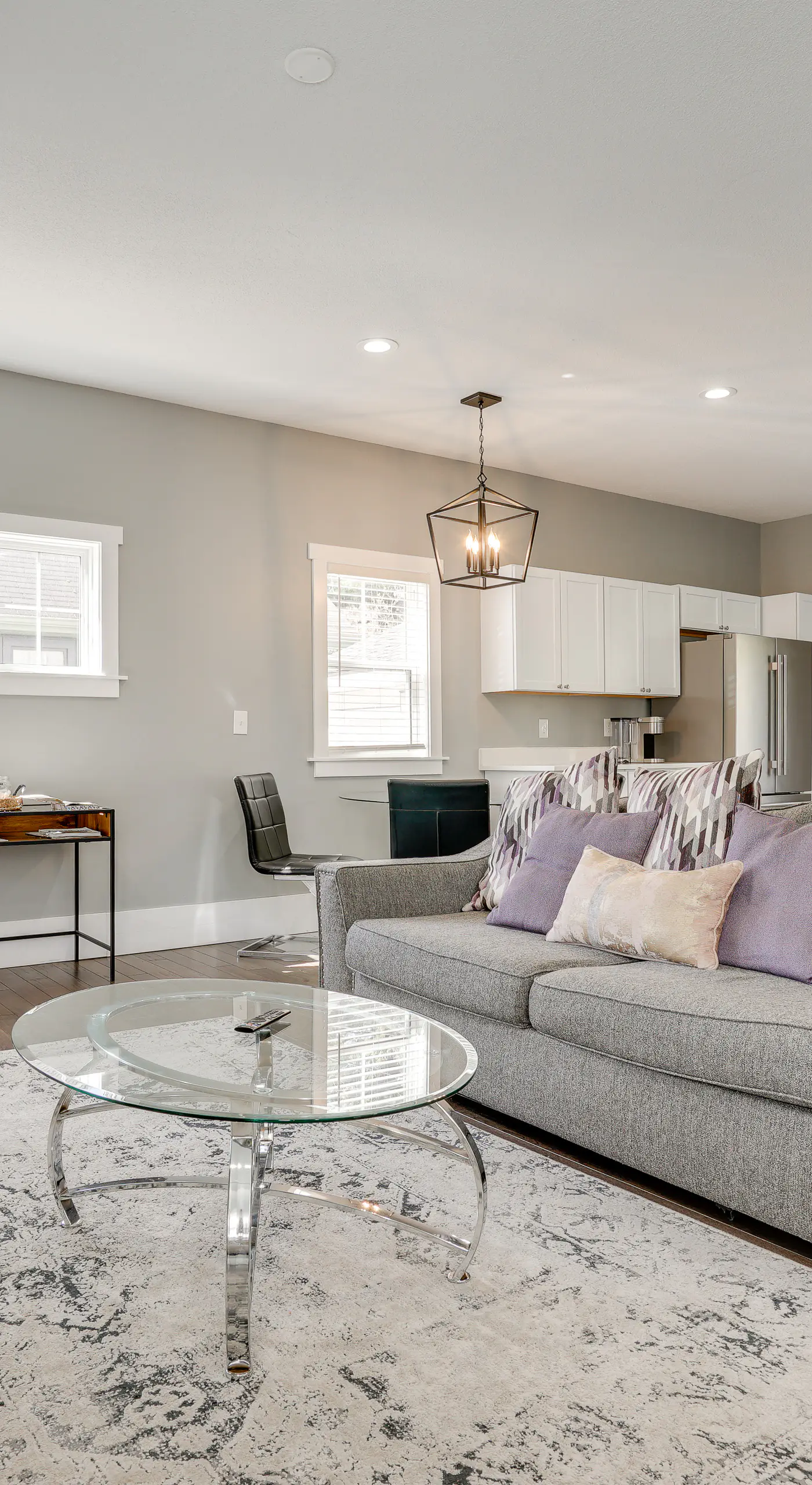 Pet-Friendly Minneapolis Home ~ 6 Mi to Dtwn!