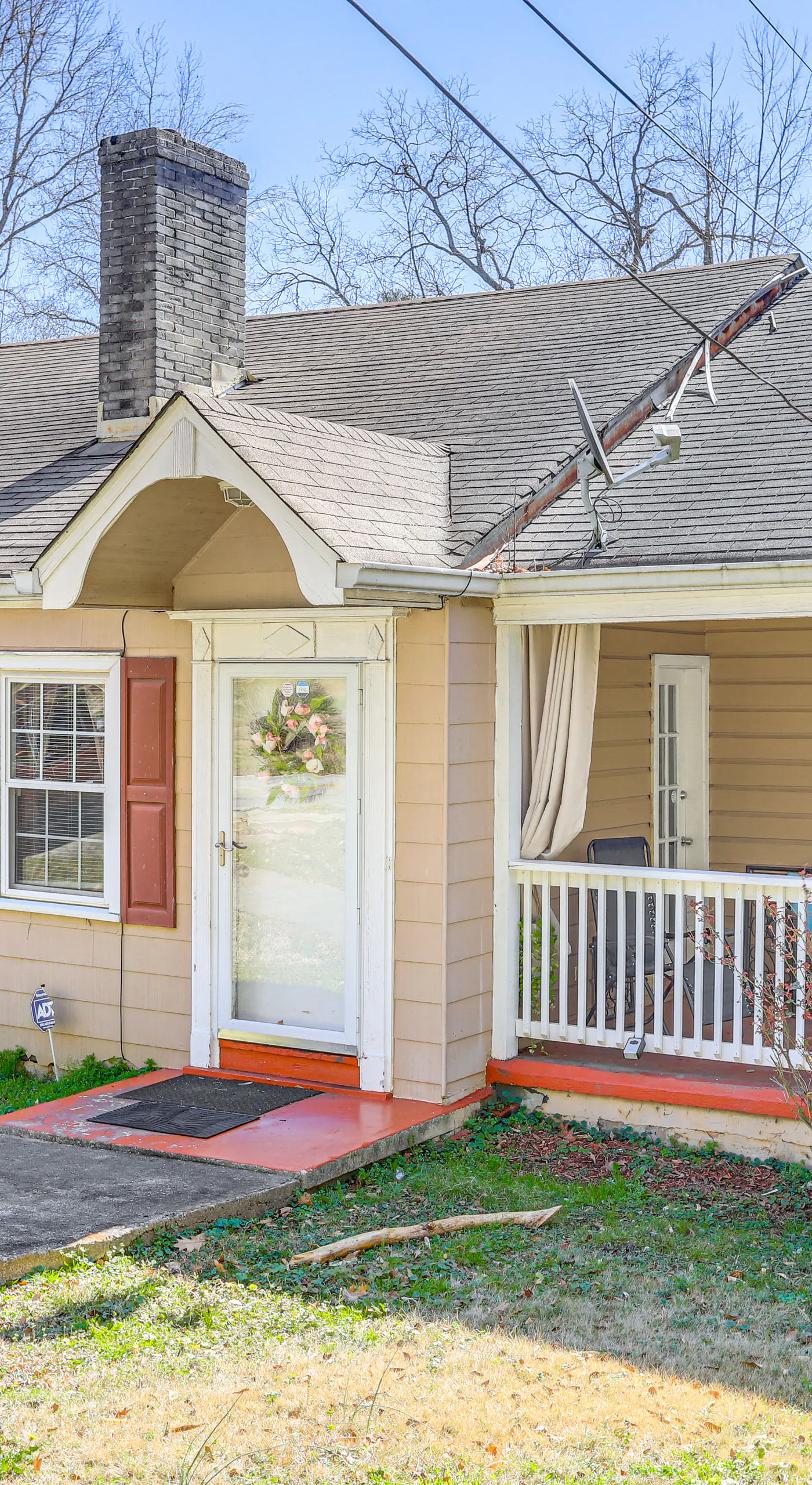 5 Mi to Dtwn ATL! Family Home w/ Veranda & Yard
