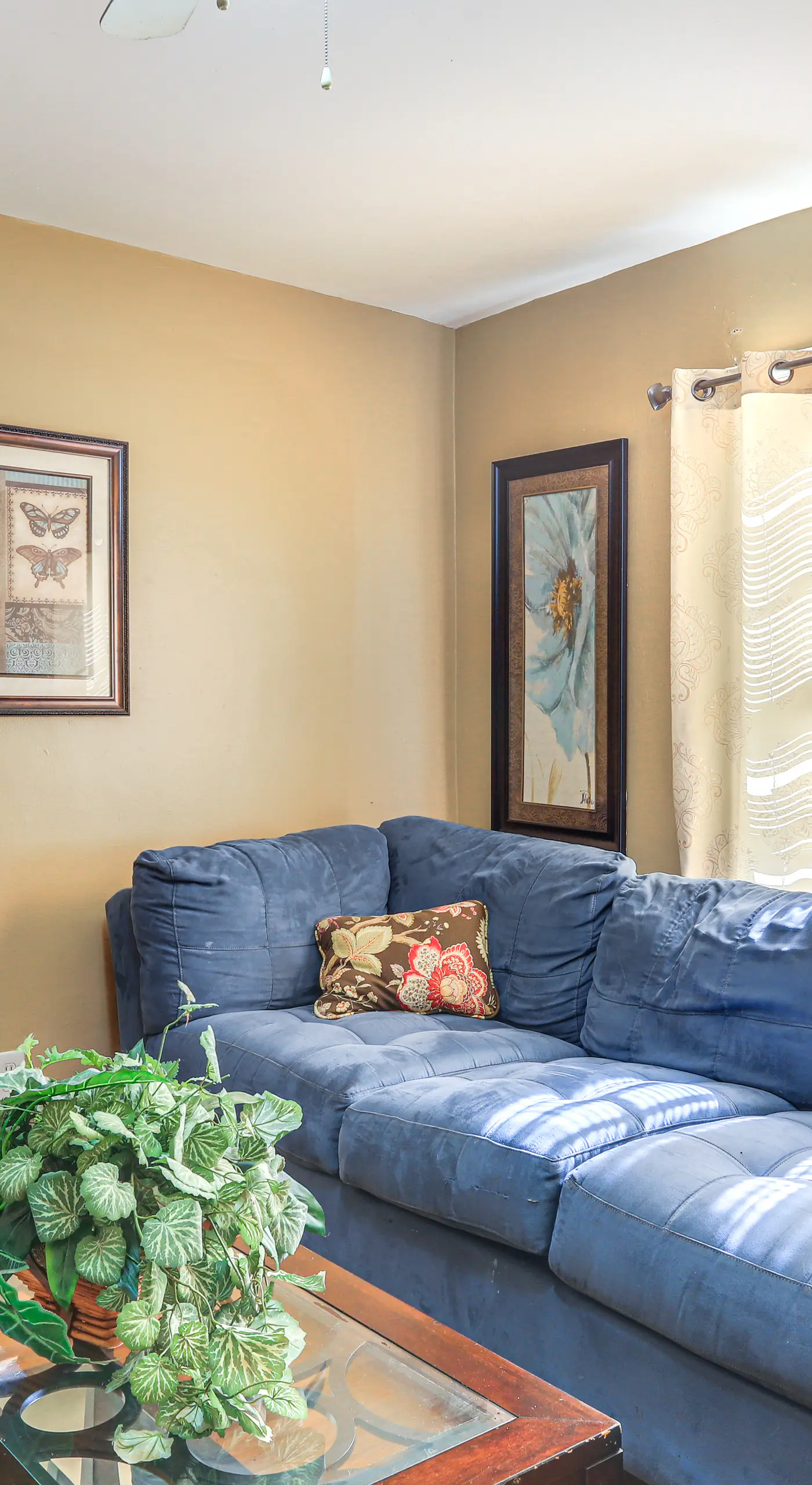 5 Mi to Dtwn ATL! Family Home w/ Veranda & Yard