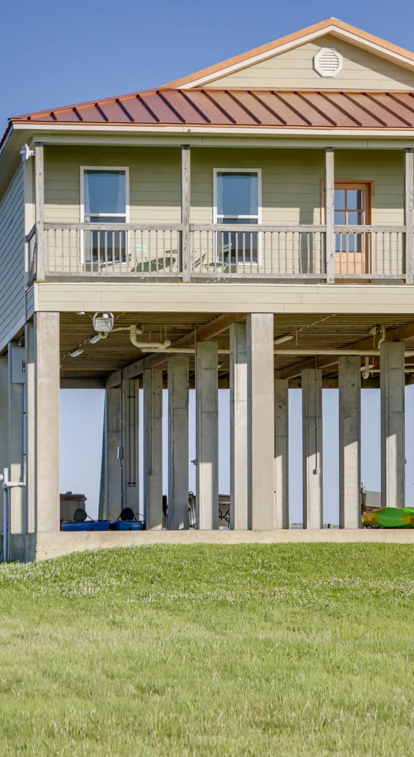 Lakefront NOLA Home w/ Hot Tub & Views!
