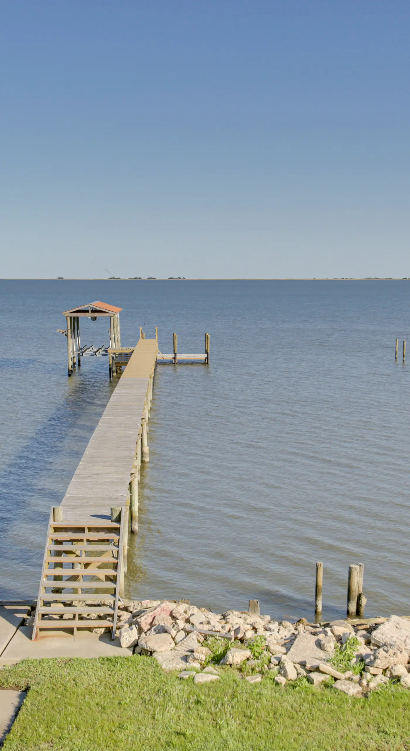 Lakefront NOLA Home w/ Hot Tub & Views!