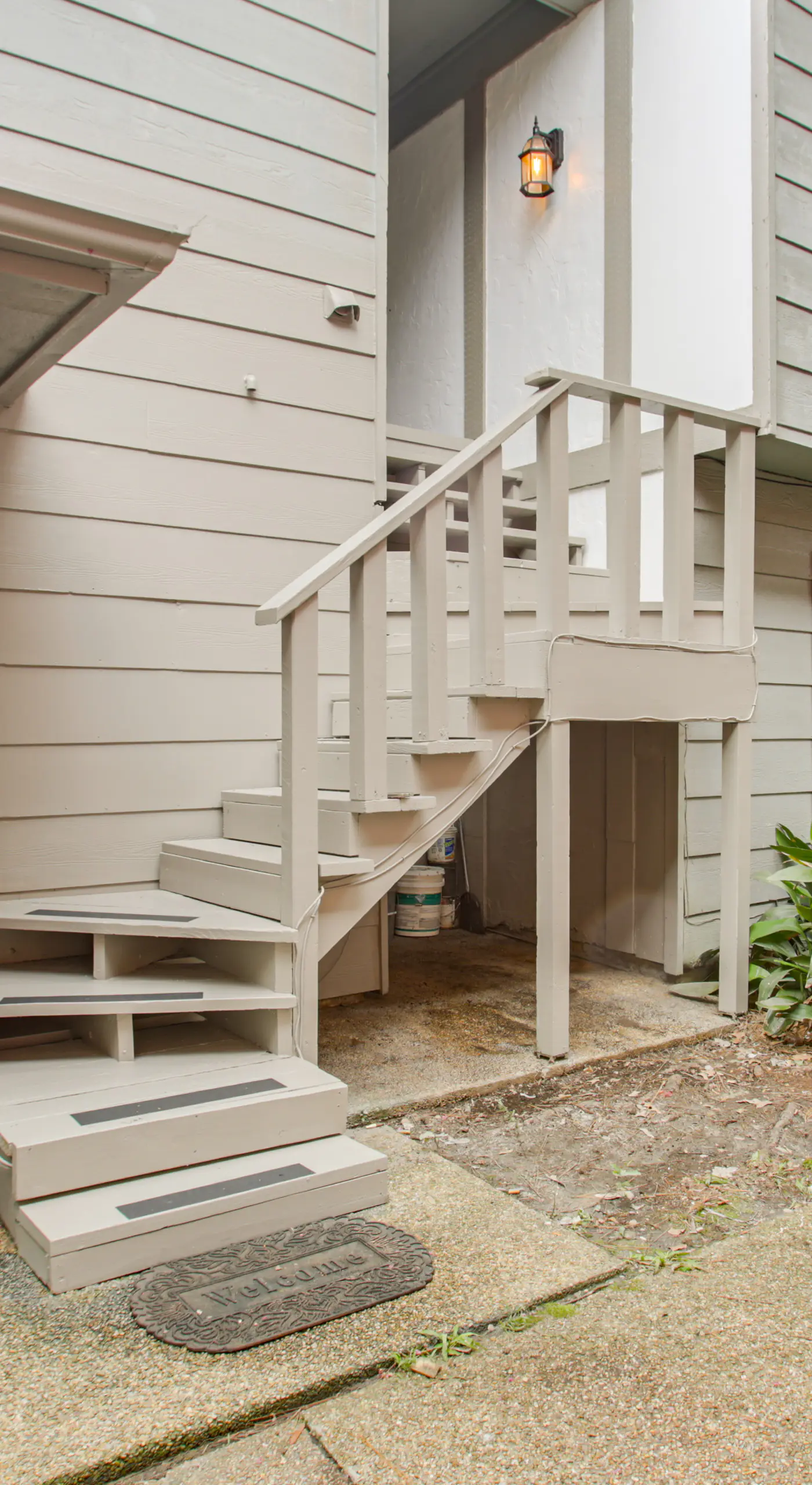 Condo 5 Mi to Bourbon St - Screened-In Balcony!