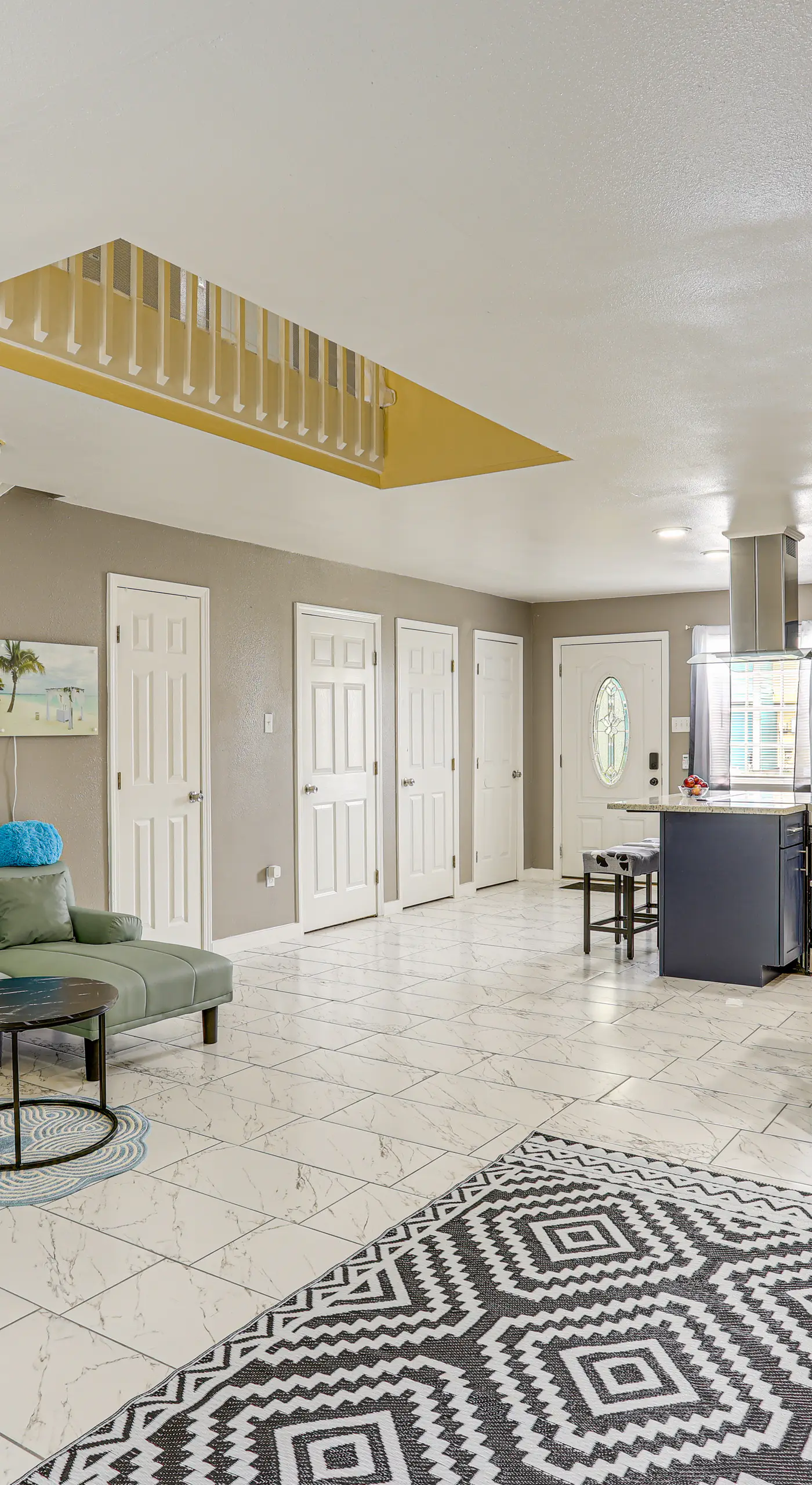7 Mi to UNO Campus: Townhome w/ Fenced Yard