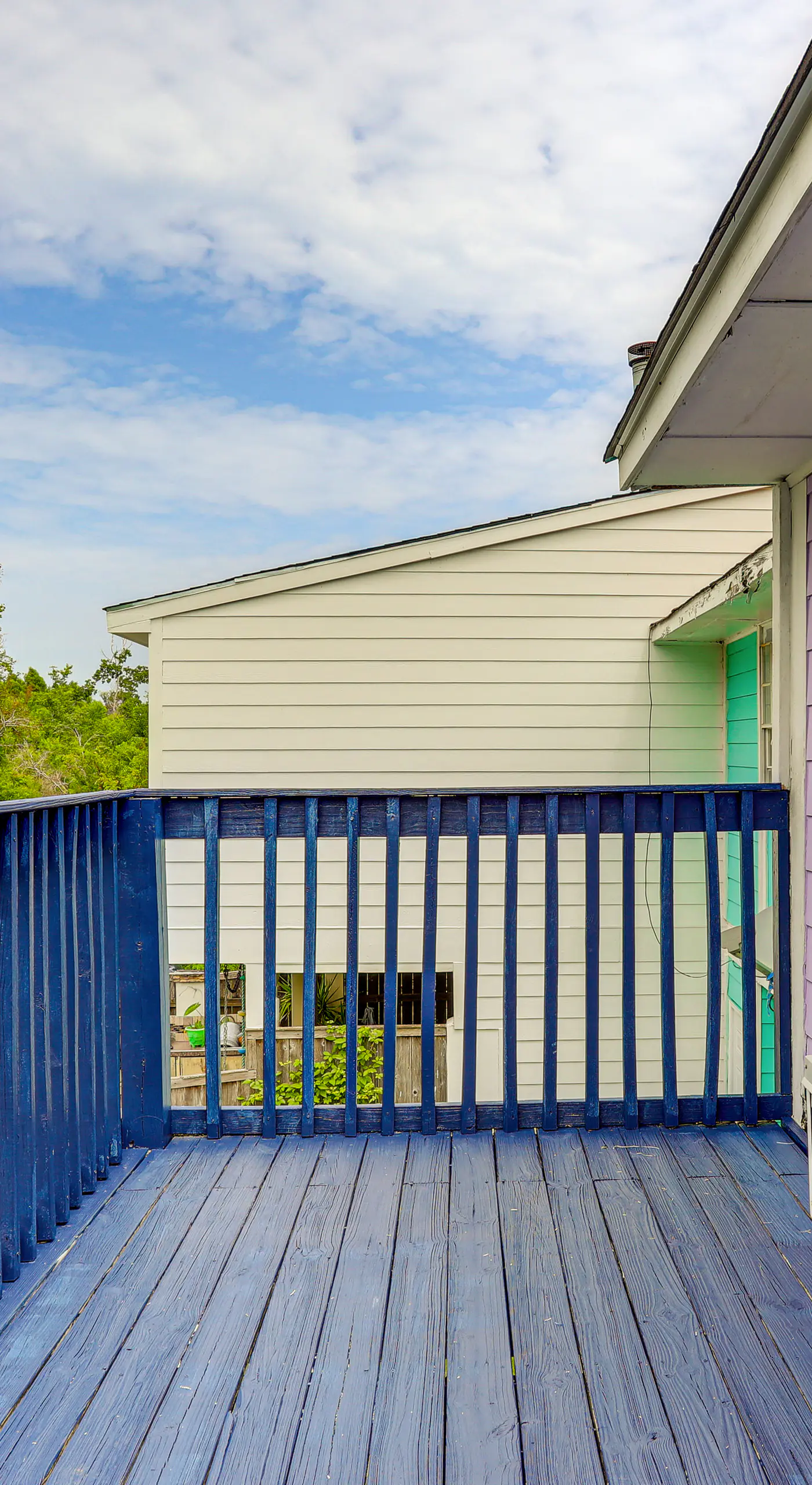 7 Mi to UNO Campus: Townhome w/ Fenced Yard