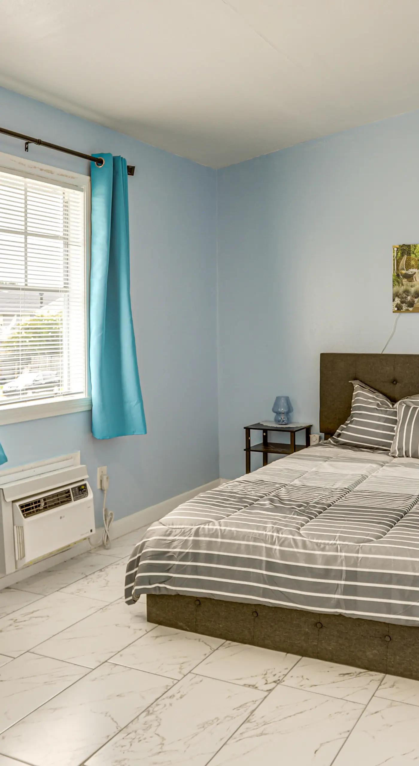7 Mi to UNO Campus: Townhome w/ Fenced Yard
