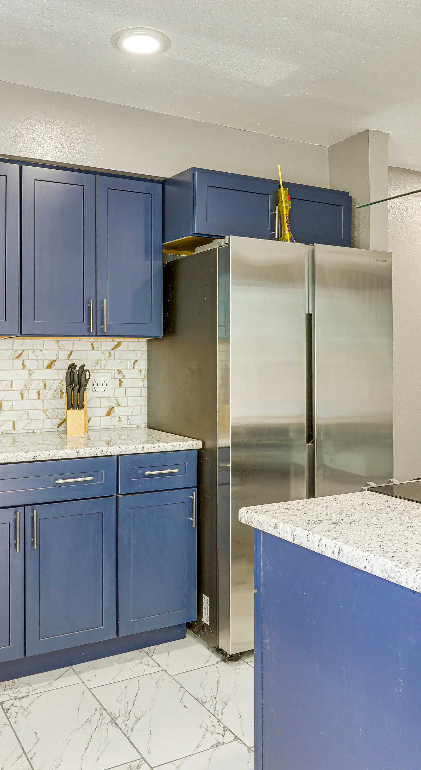 7 Mi to UNO Campus: Townhome w/ Fenced Yard